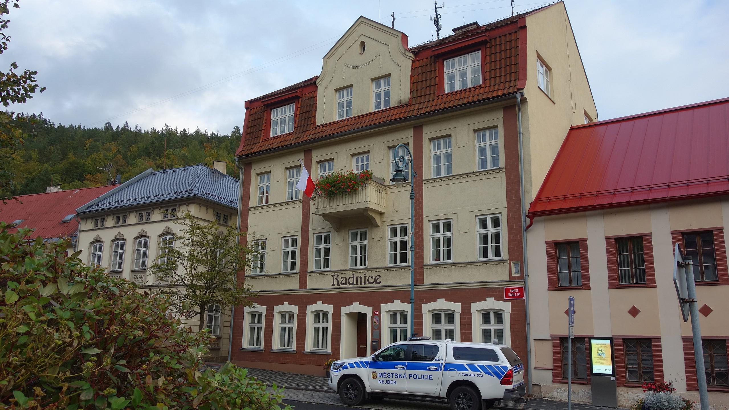 Nejdek - městský úřad foto 2