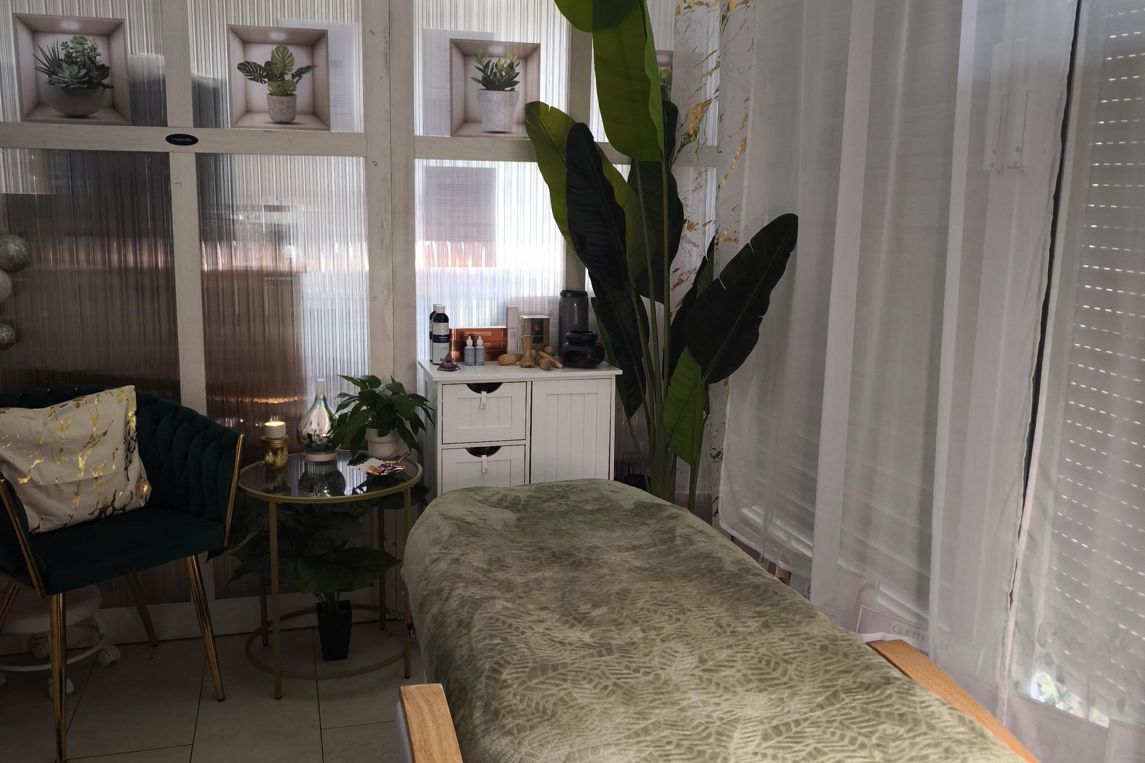 Salon Bluebell - Sandra Zavadil