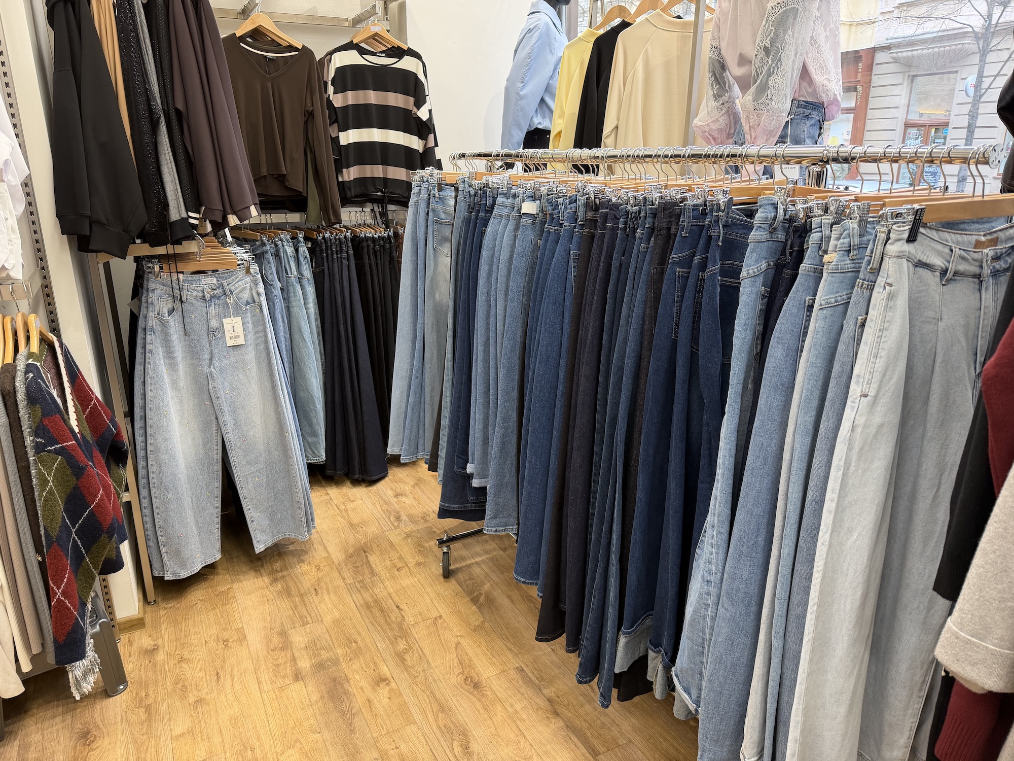 ITALSKÁ3 boutique foto 4