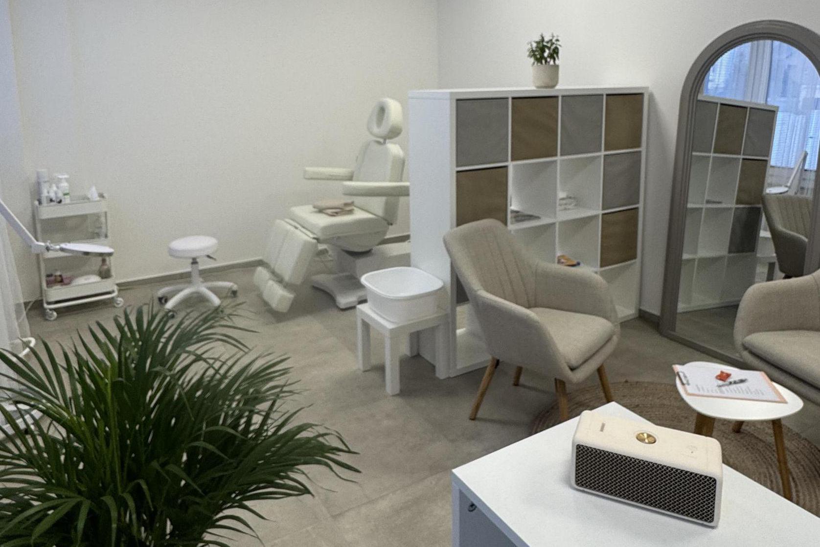 Avi room - PEDIKÚRA - Iva Ovečková