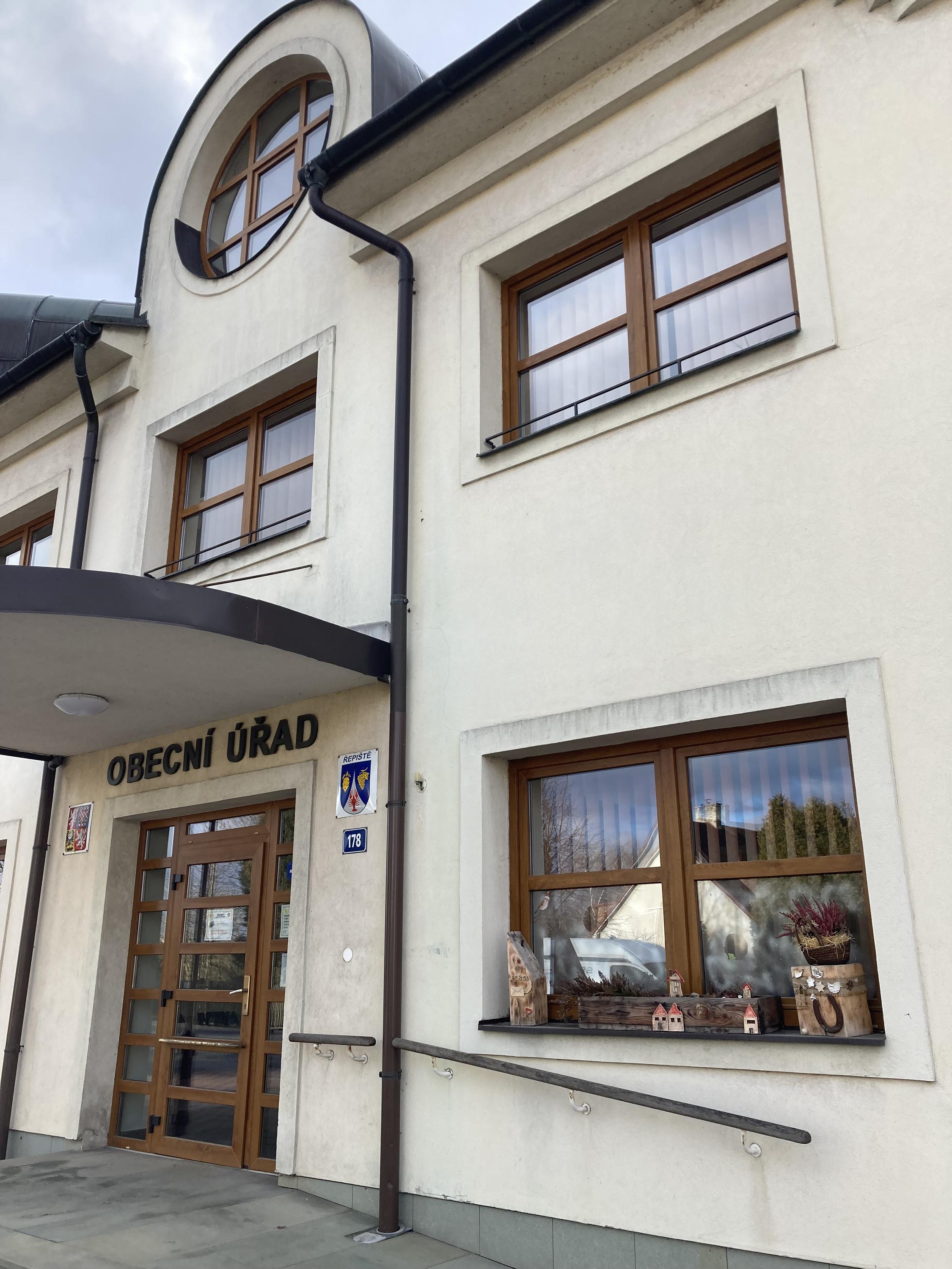 Řepiště - obecní úřad foto 5