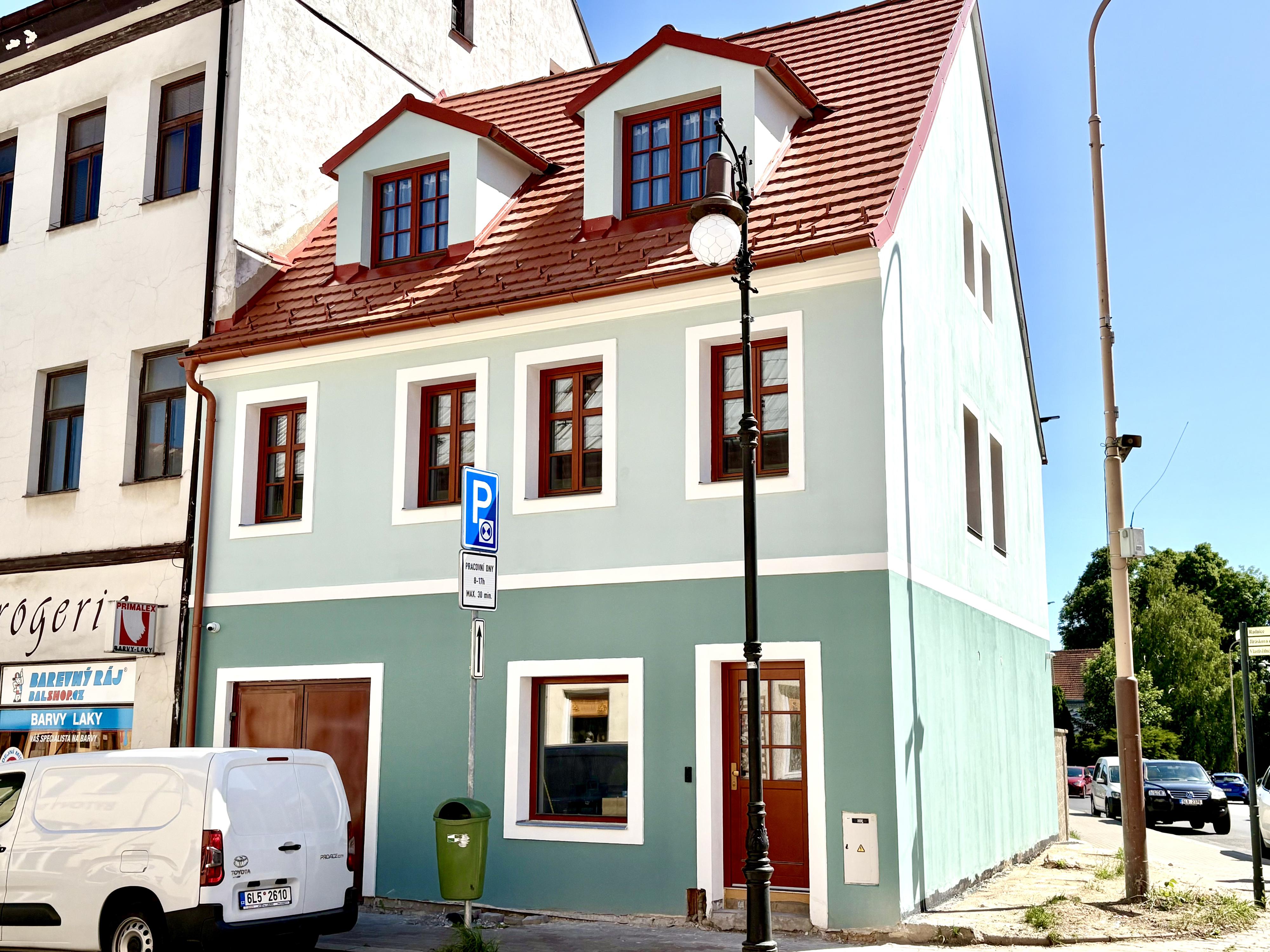 FINIA - Realitní agentura s.r.o. foto 1