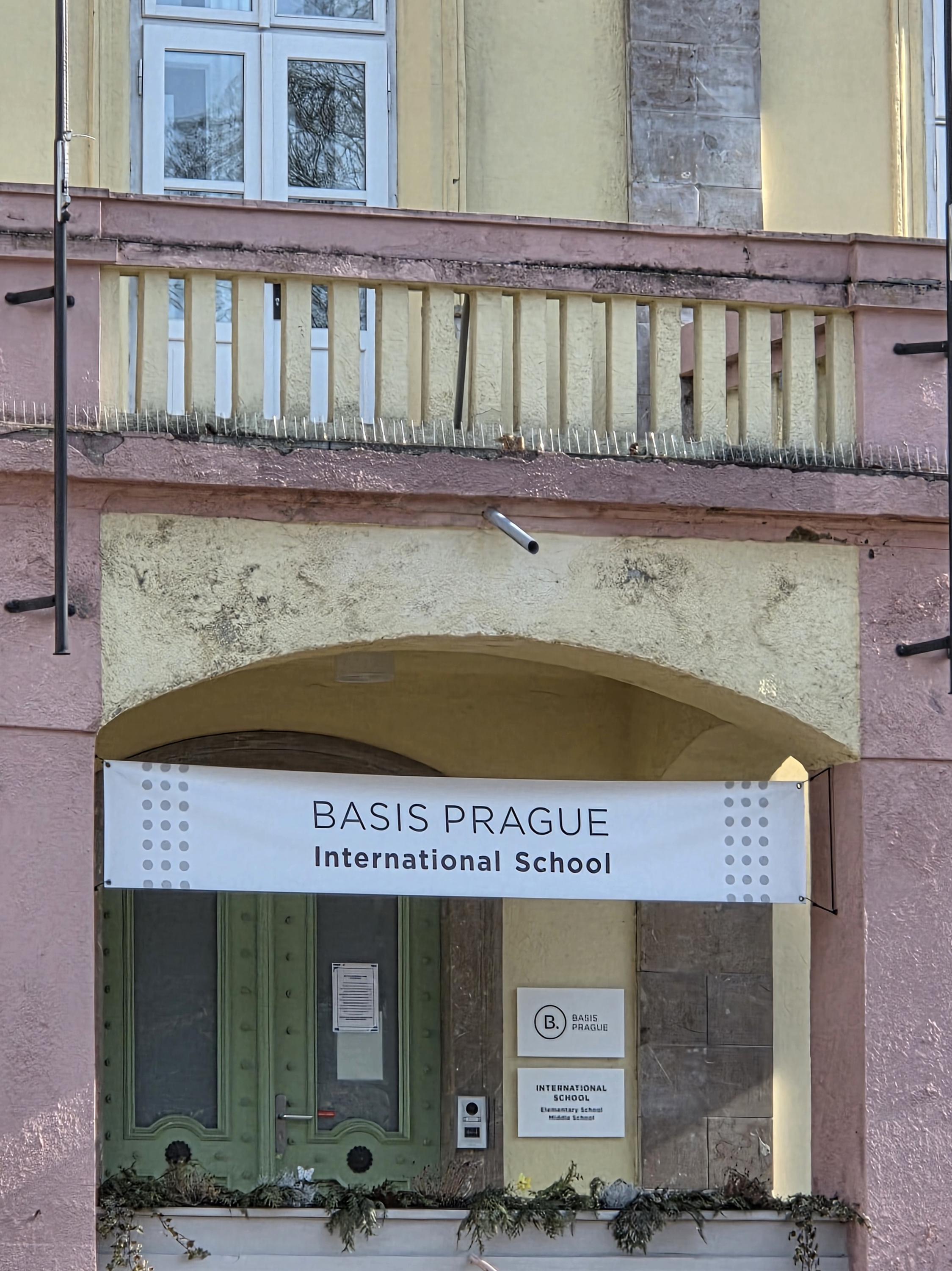 BASIS Prague International School foto 5