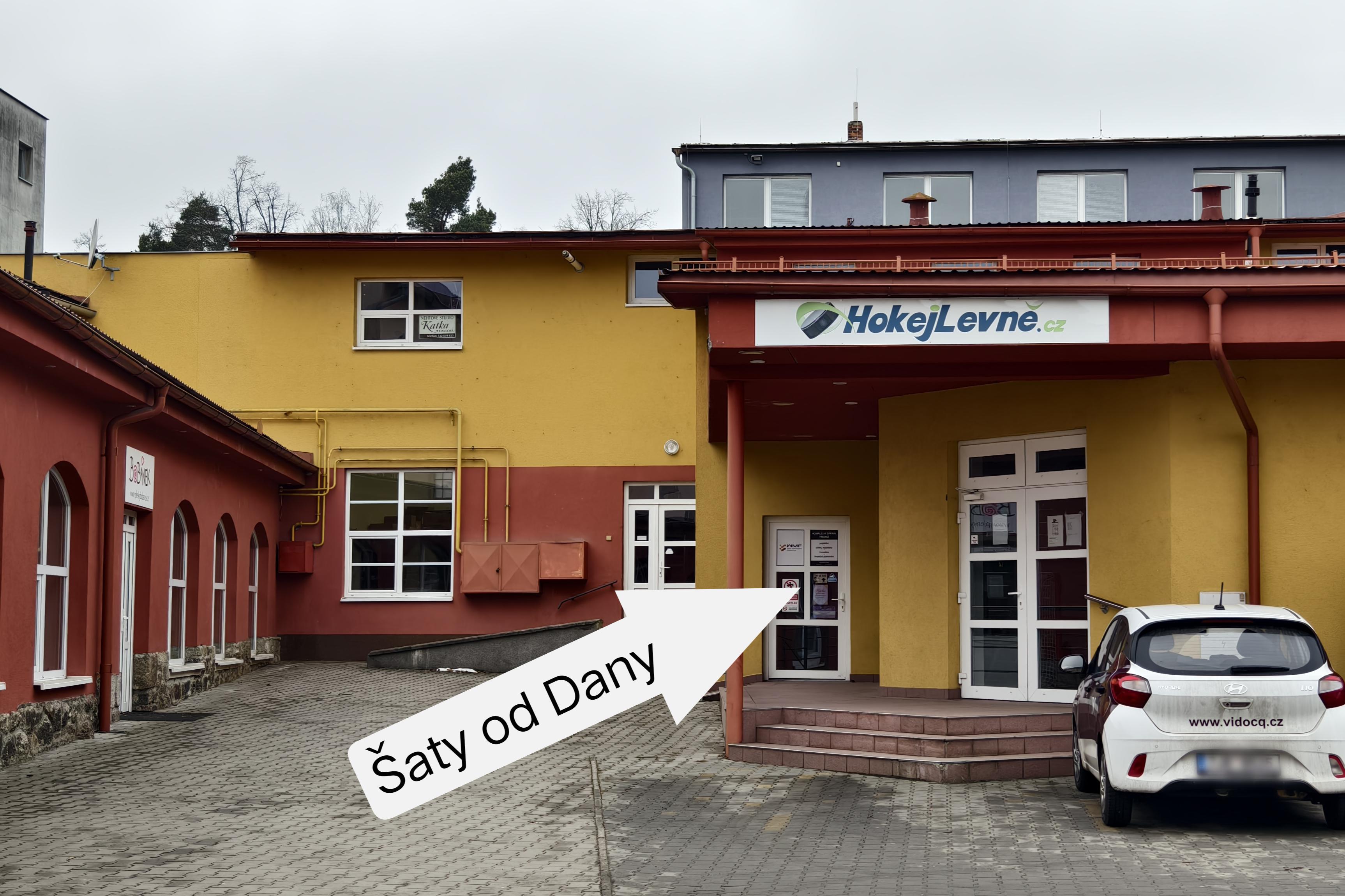 Šaty od Dany foto 3