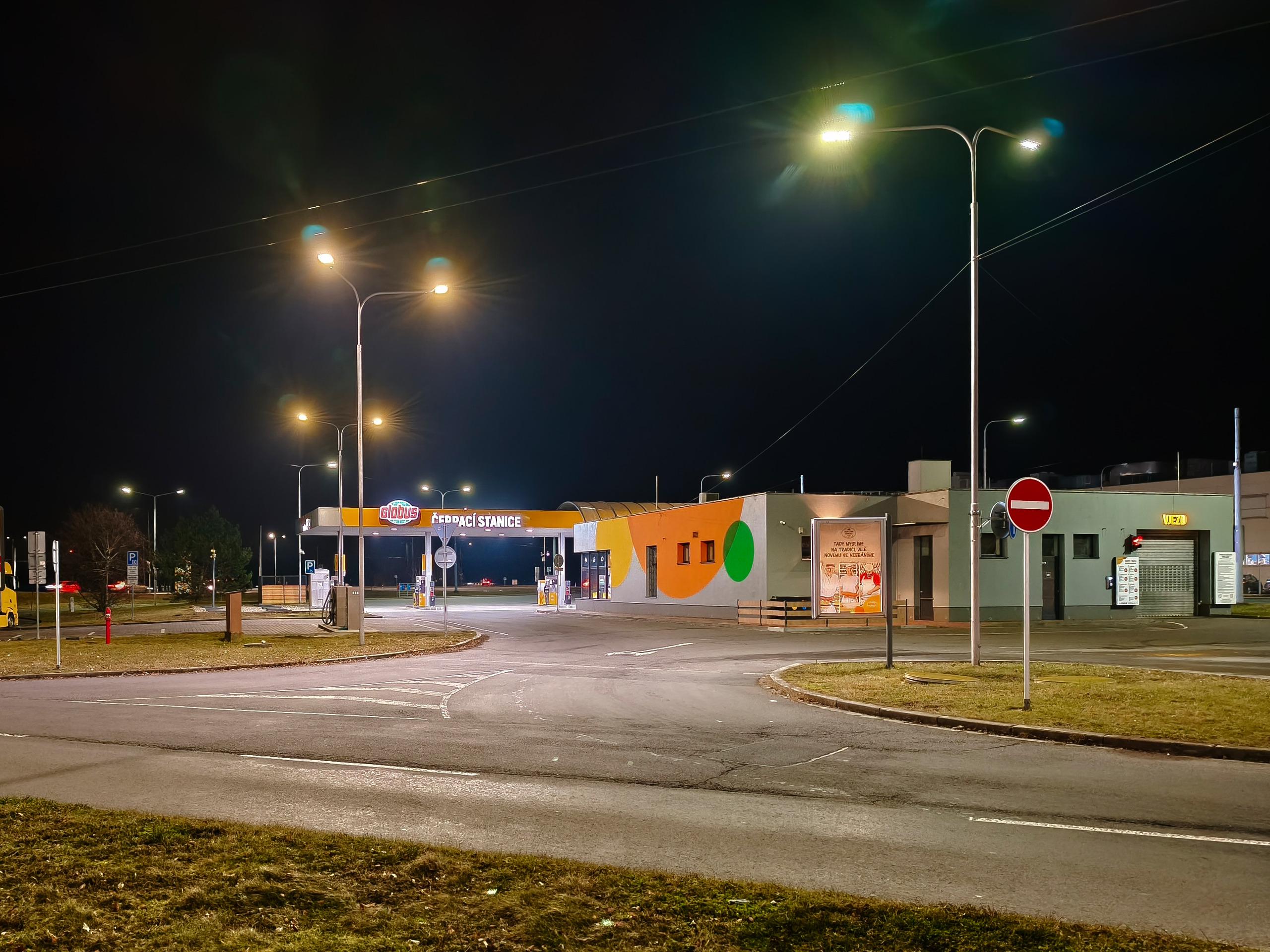 Čerpací stanice Globus foto 2