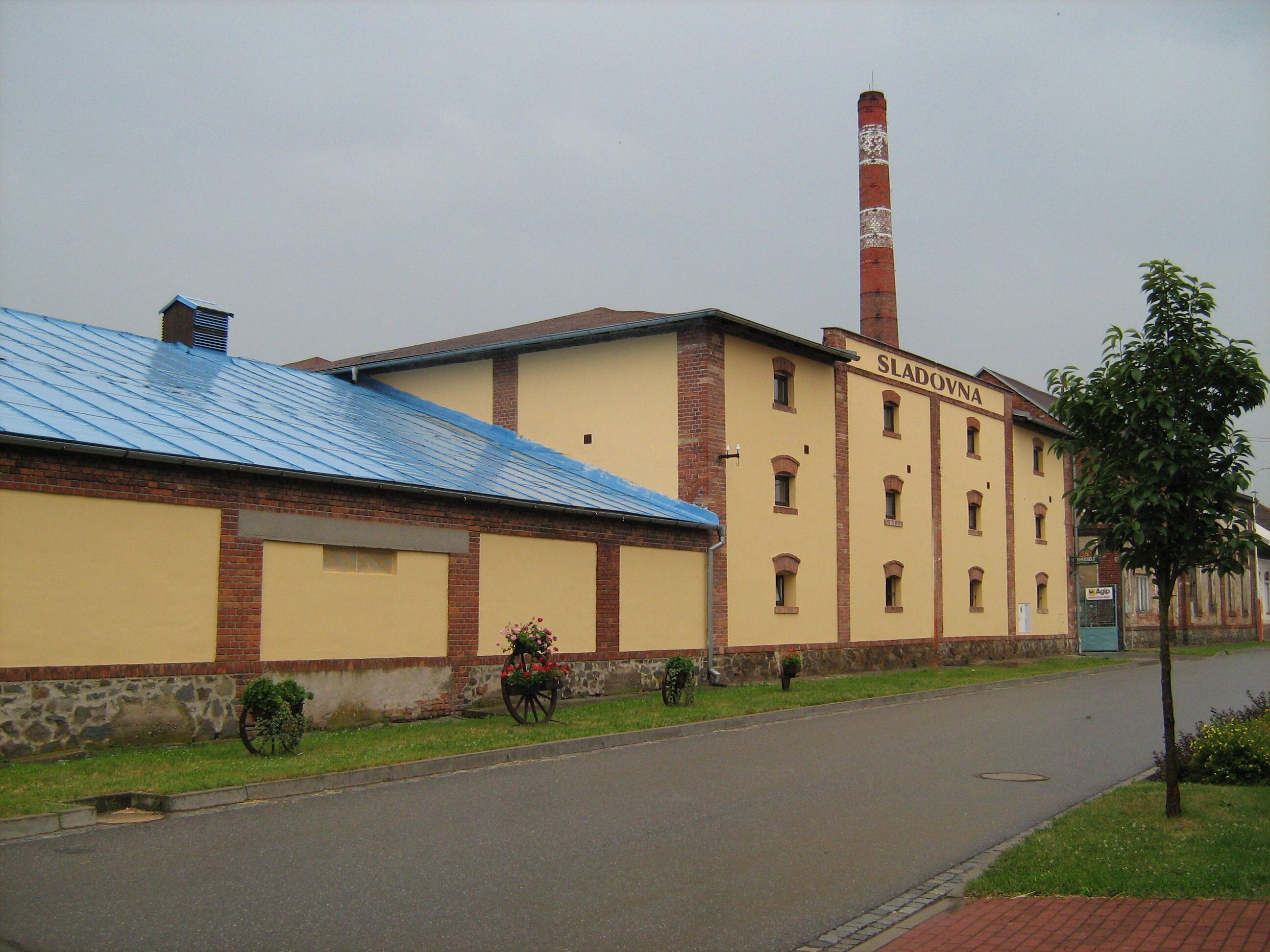 Agrodružstvo Tištín, lihovar foto 3