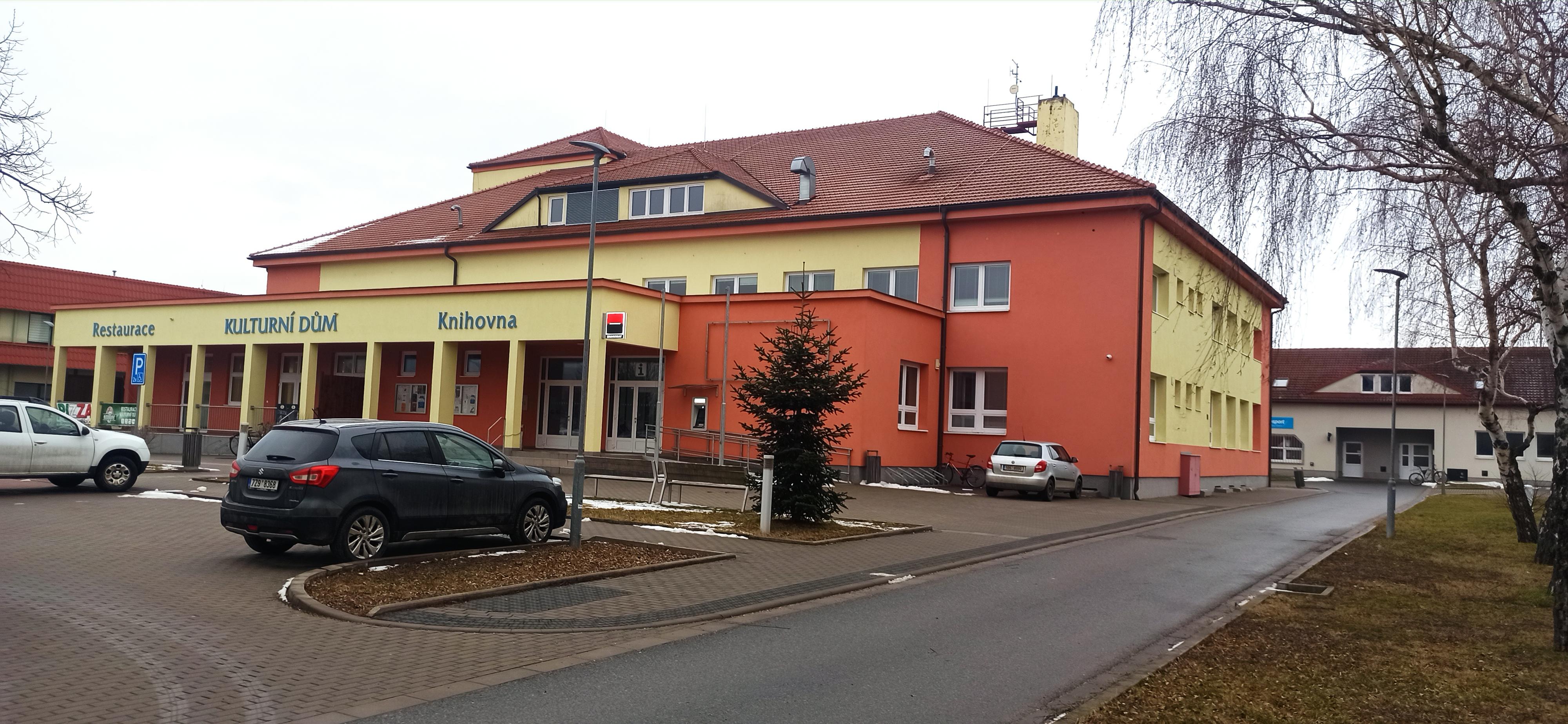 Kulturní dům foto 2