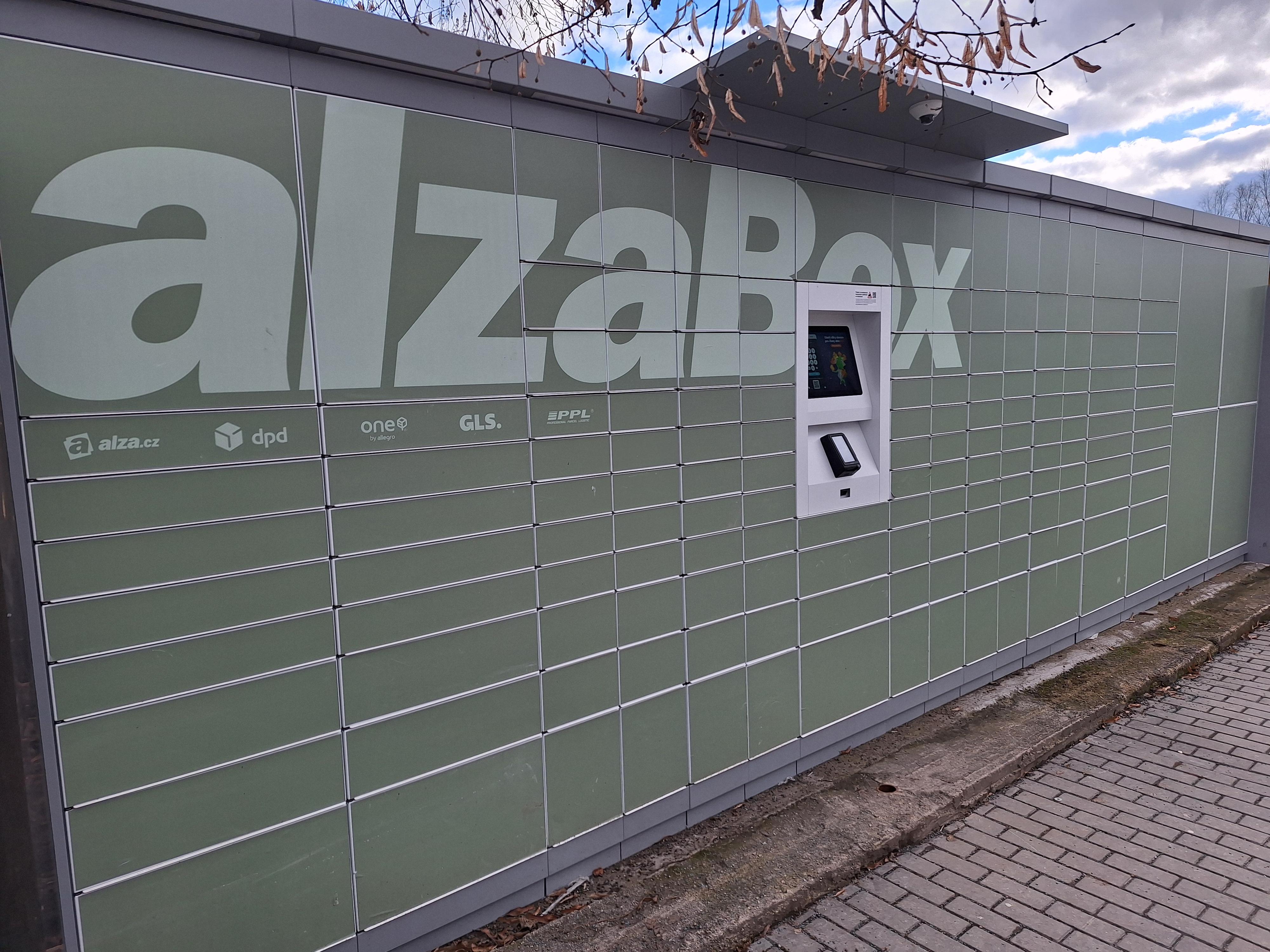 AlzaBox foto 2
