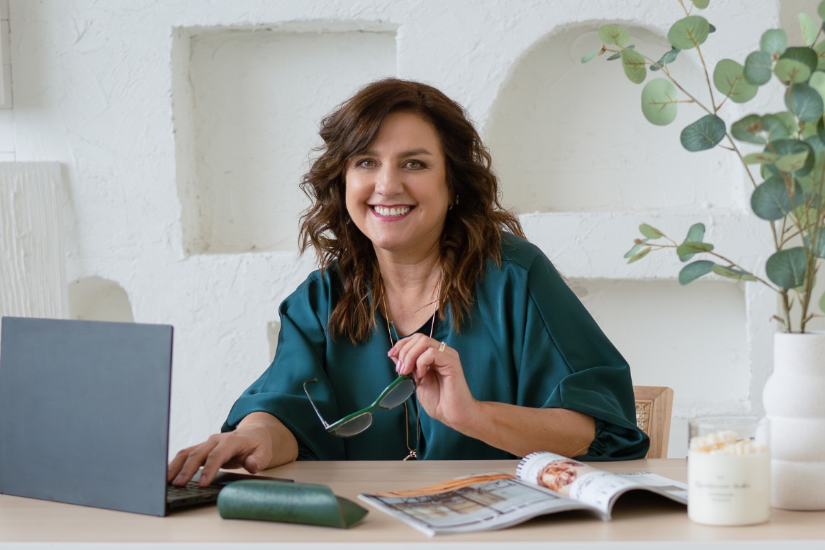 Jana Abraham – Abraham Reality