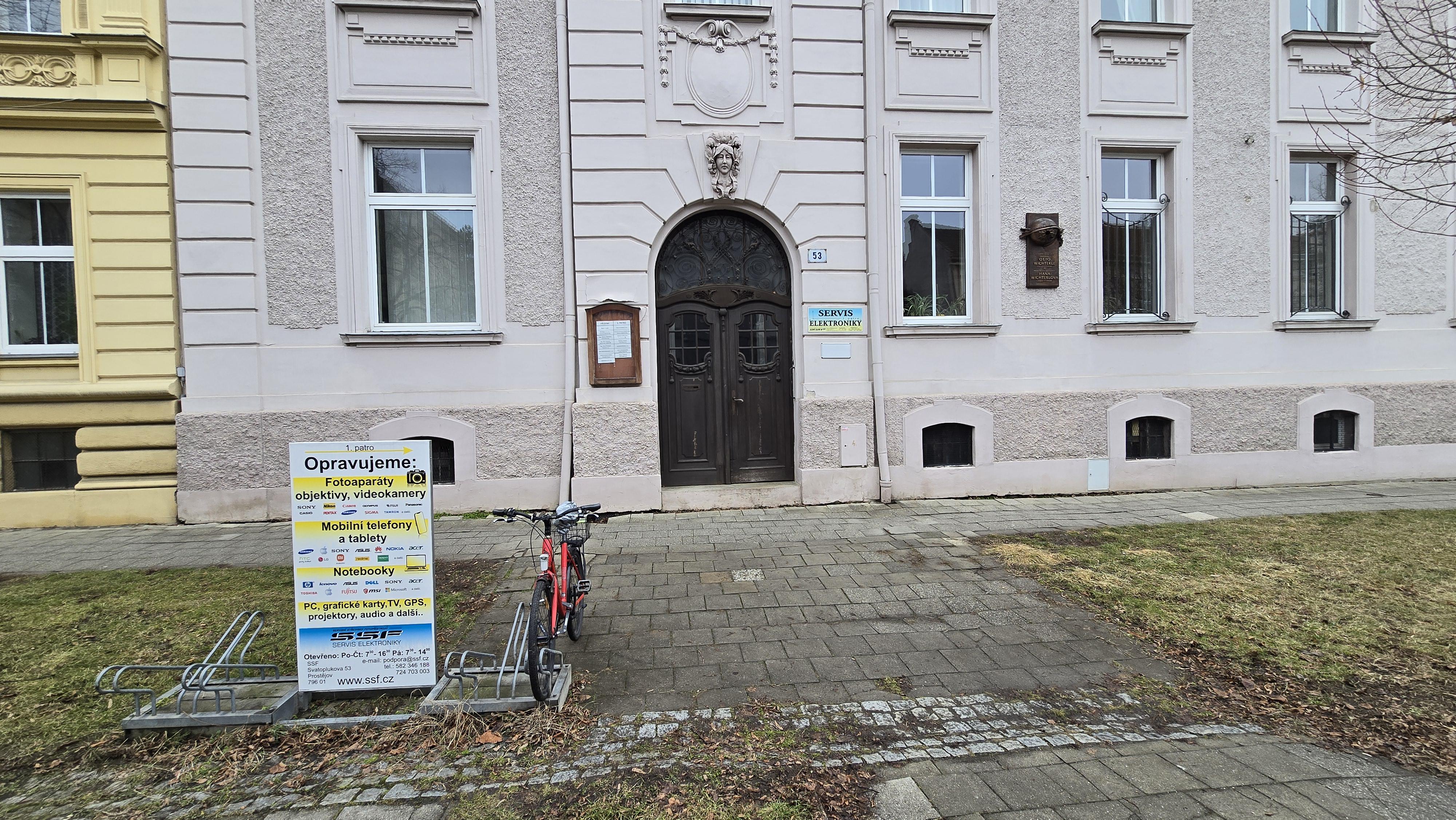 Servisní středisko fotopřístrojů SSF - servis elektroniky foto 2