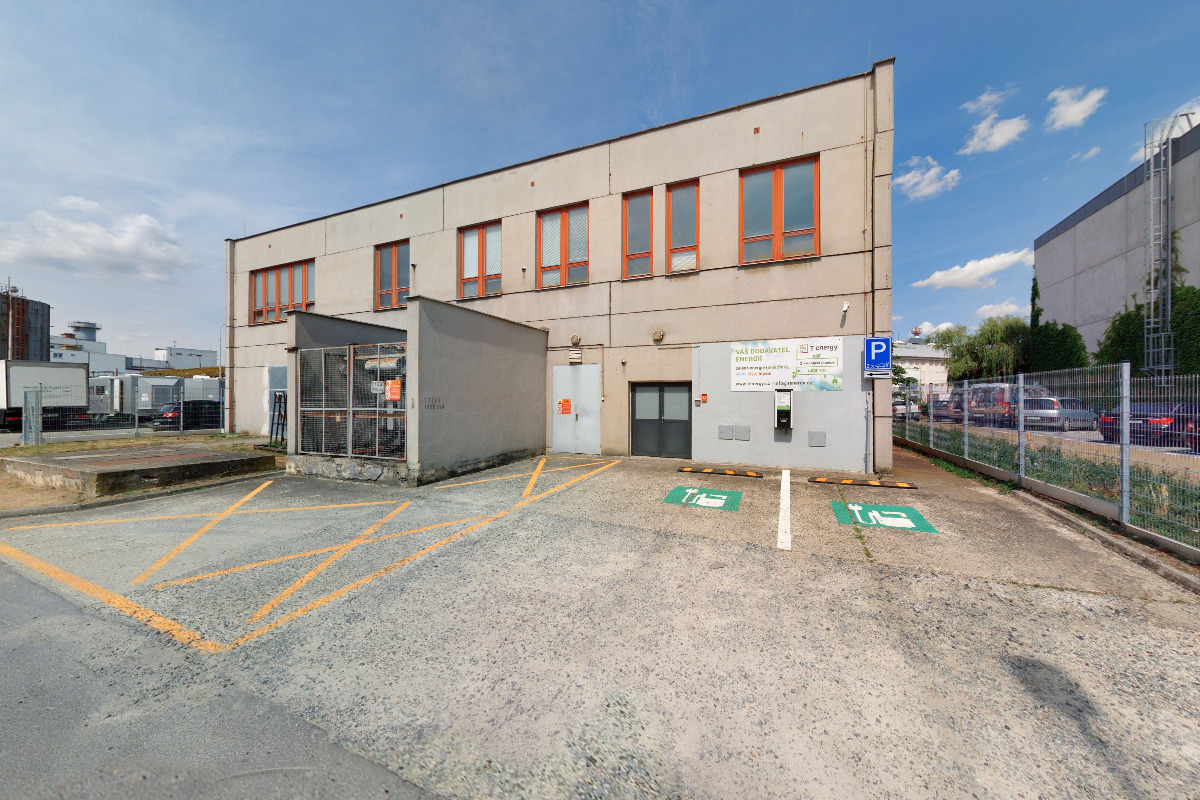 Dobíjecí stanice Polyfazer