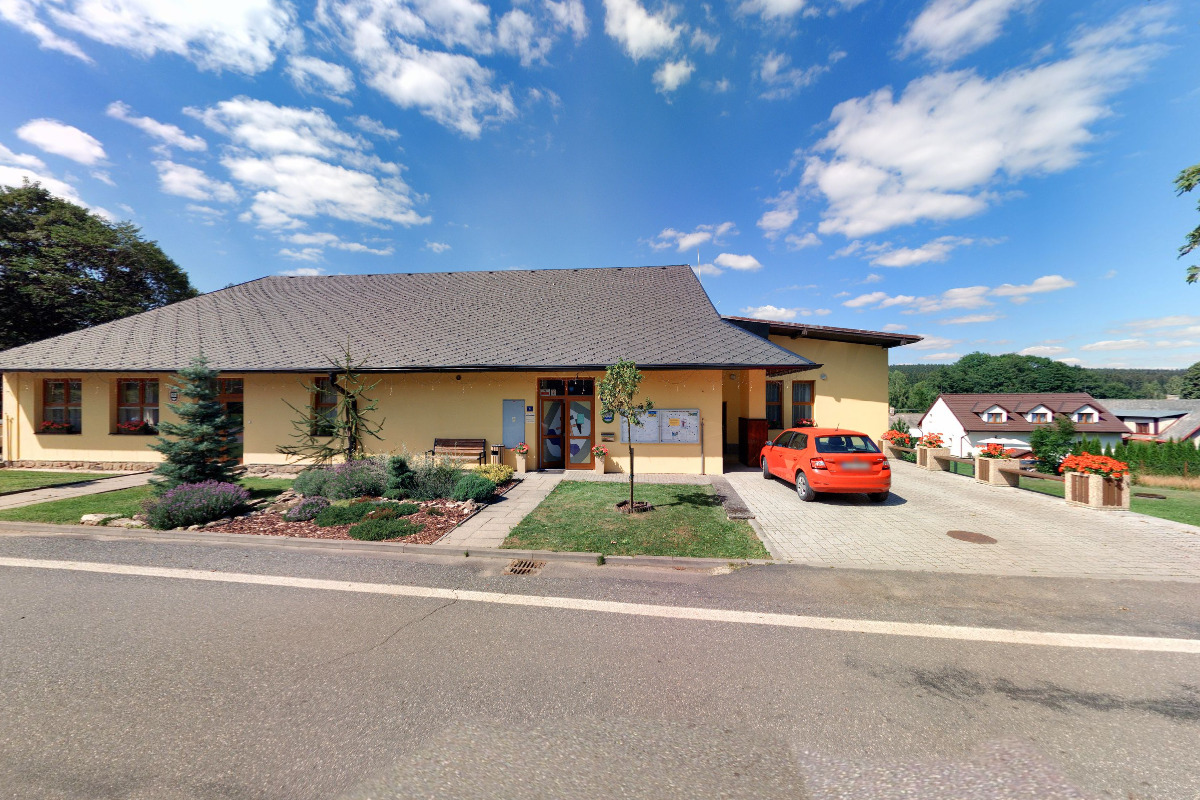 Fryšava pod Žákovou horou - obecní úřad foto 2