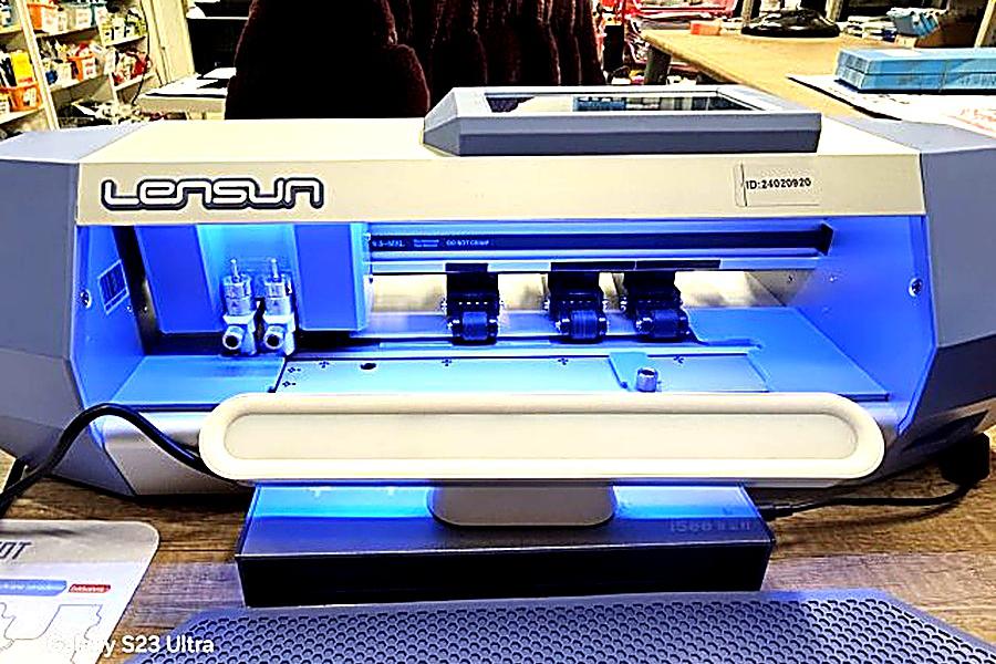 Lepení Titanové folie pro všechny mobily