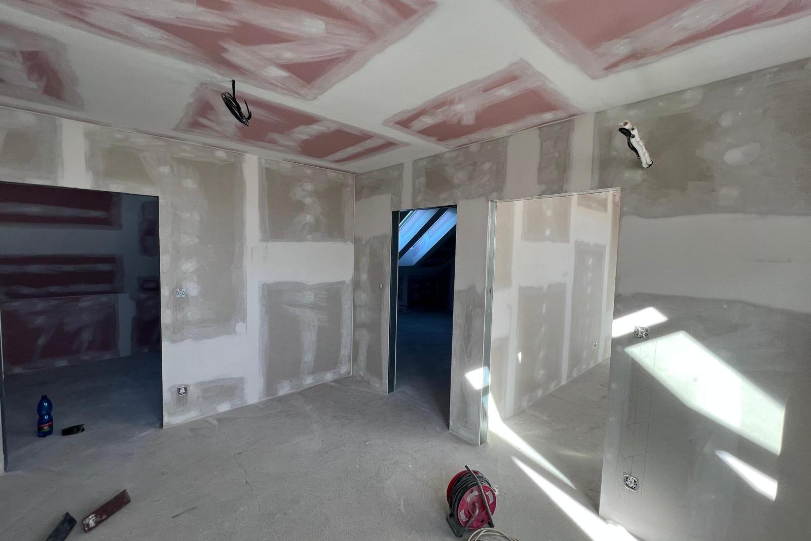 Montáž sádrokartonu v podkroví - SDK Pecák