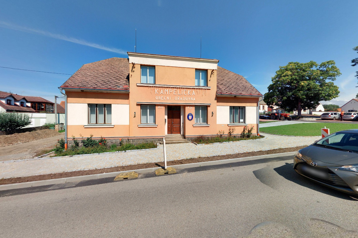 Doňov - obecní úřad foto 3