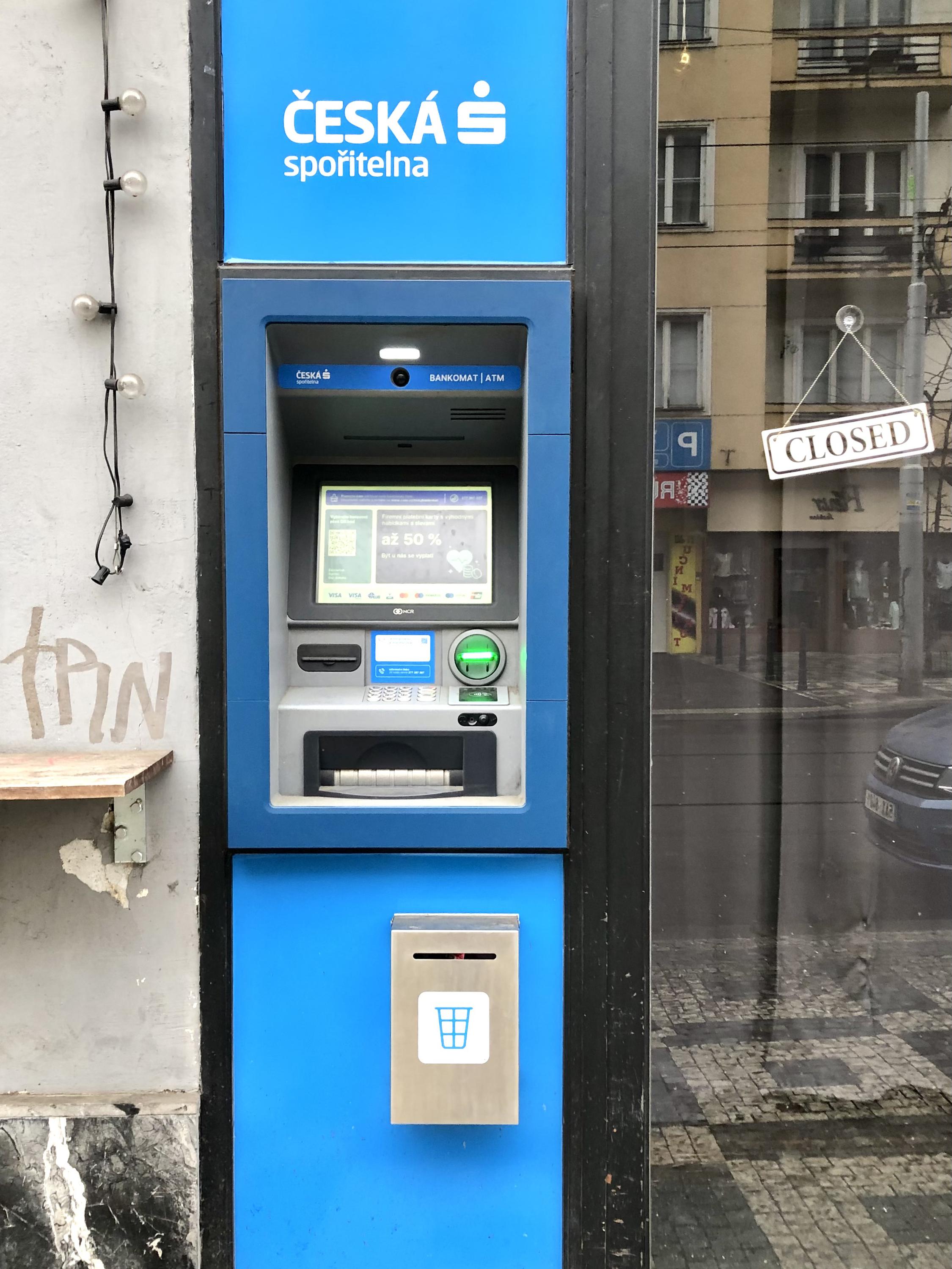 Bankomat České spořitelny foto 3