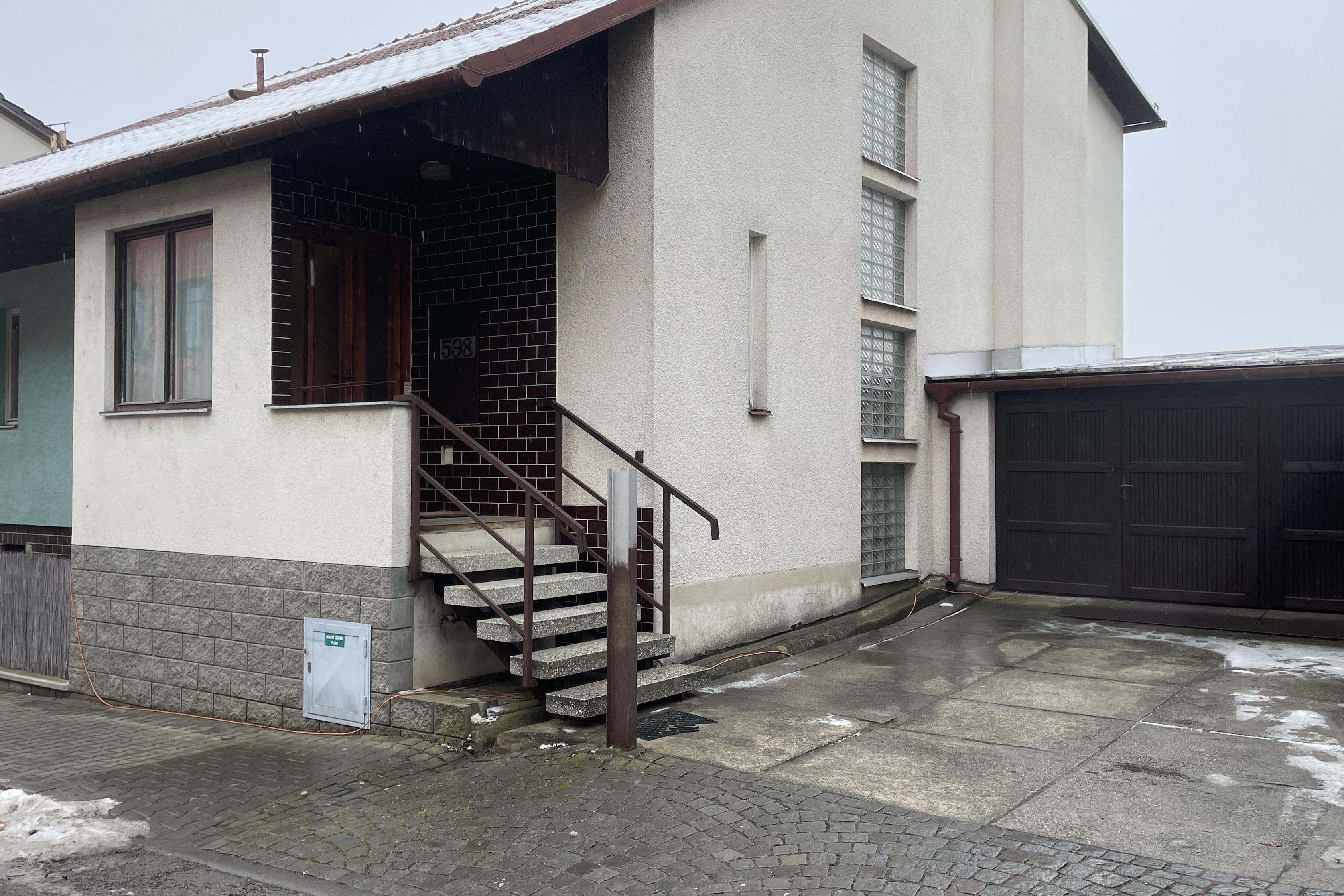 HOUSLAŘ & KYTARÁŘ Marian Komarik