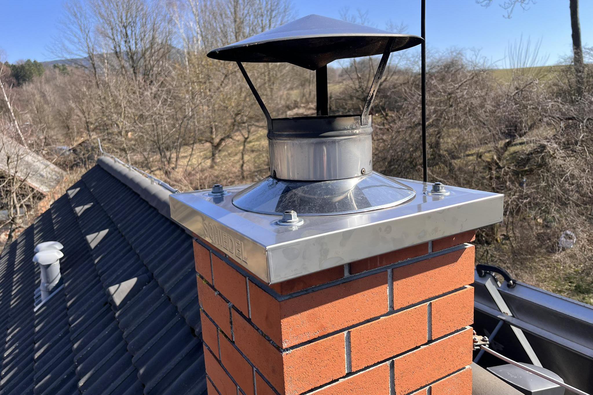 Jan Macháček kominictví