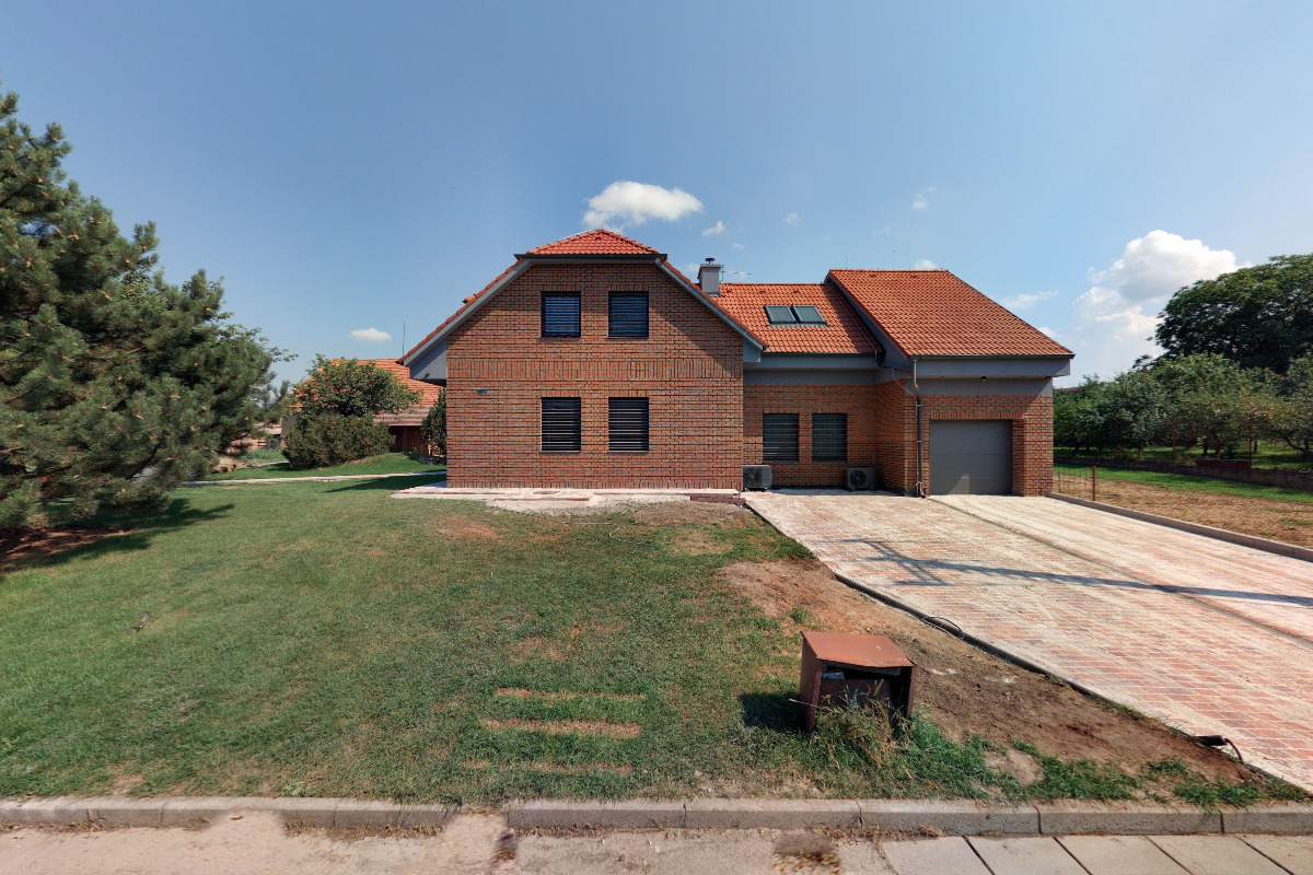 V INVEST GROUP, s.r.o.