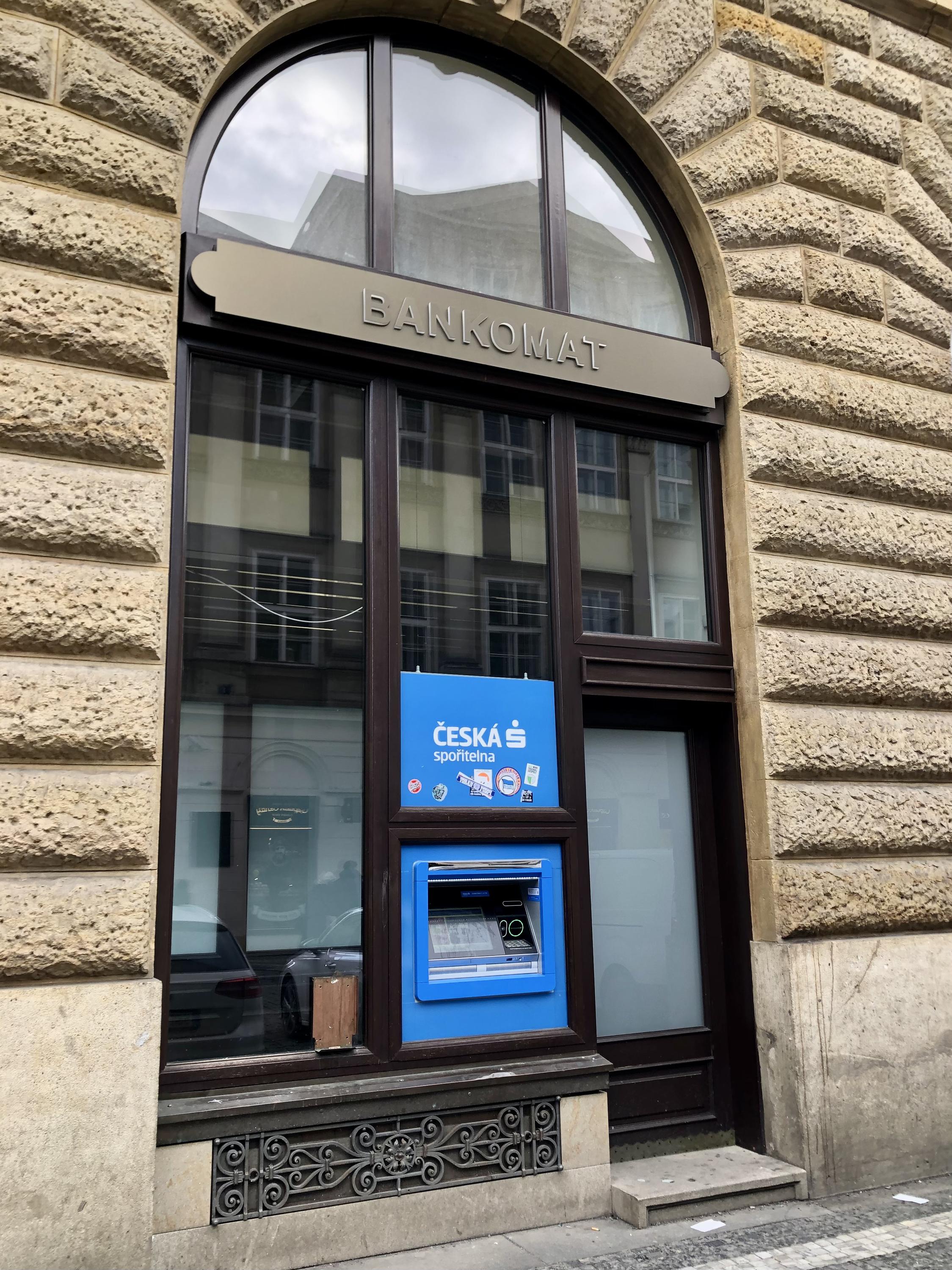 Bankomat České spořitelny foto 4