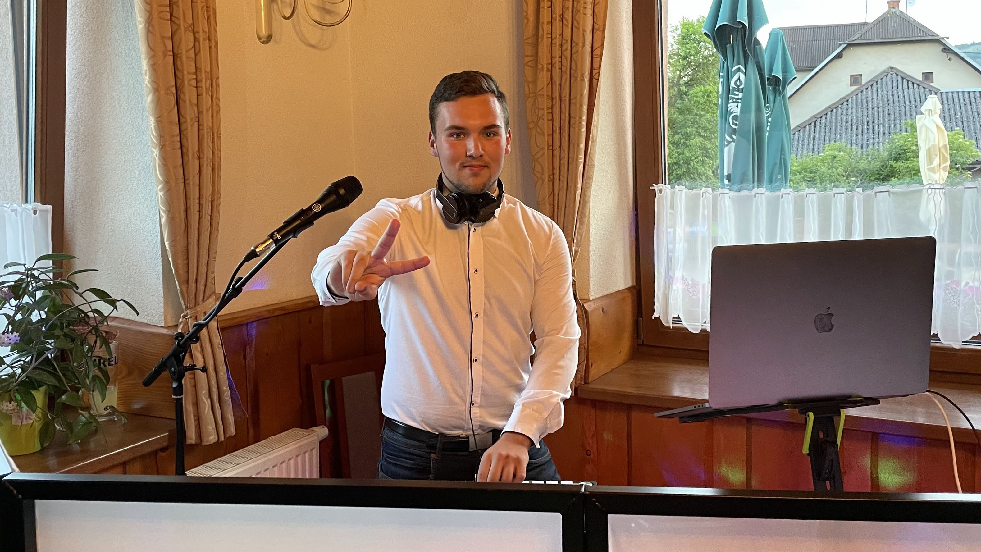 DJ NOWI - Ondřej Nowak foto 3