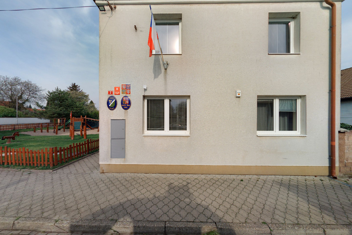 Dvory - obecní úřad