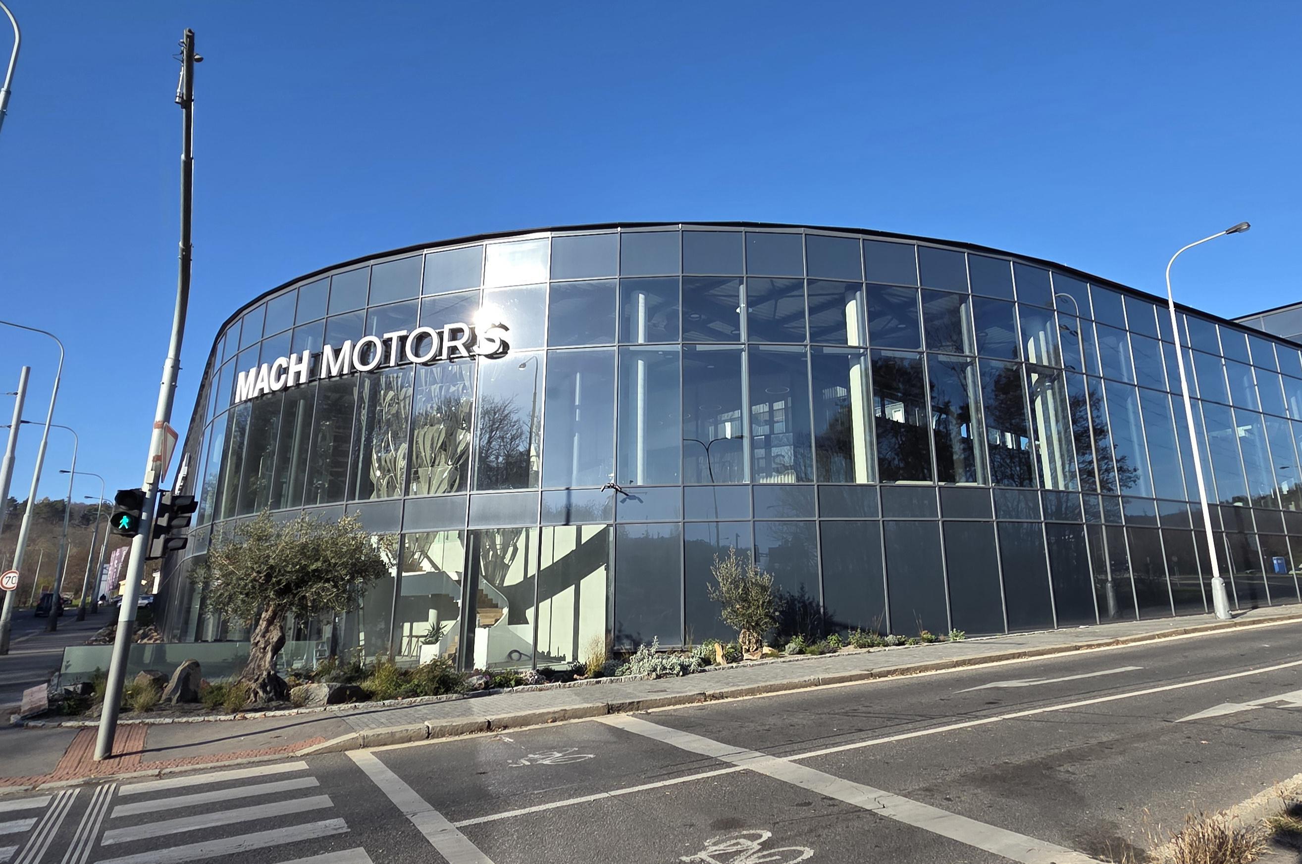 MACH Motors - Prémiové vozy foto 1