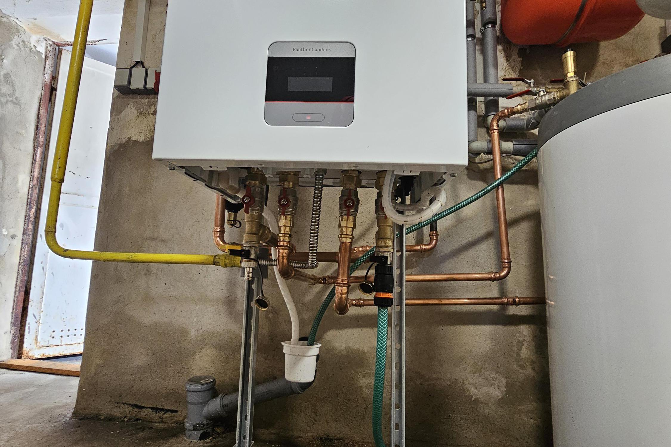 HomeVice - Radomír Bartoš