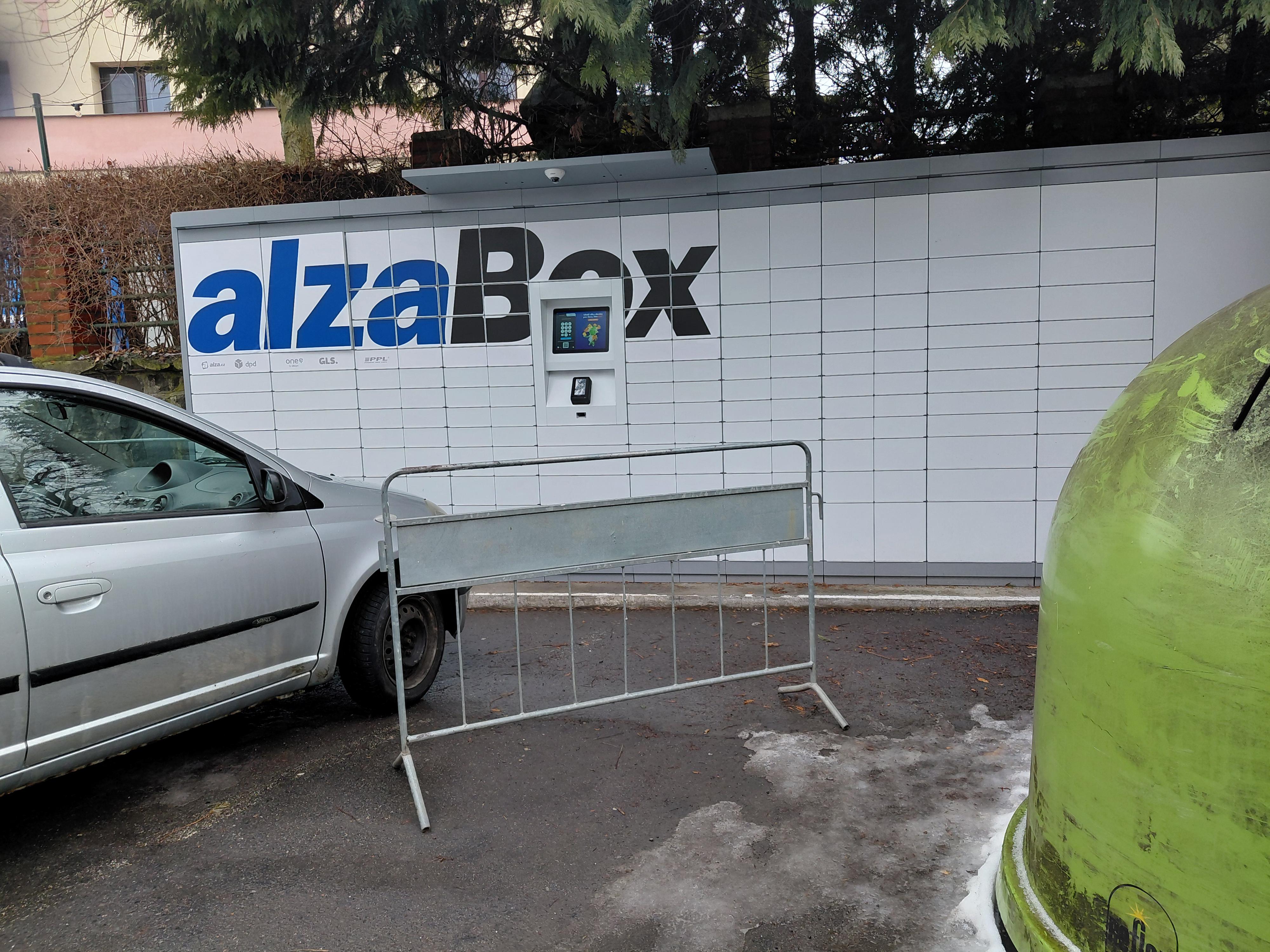 AlzaBox