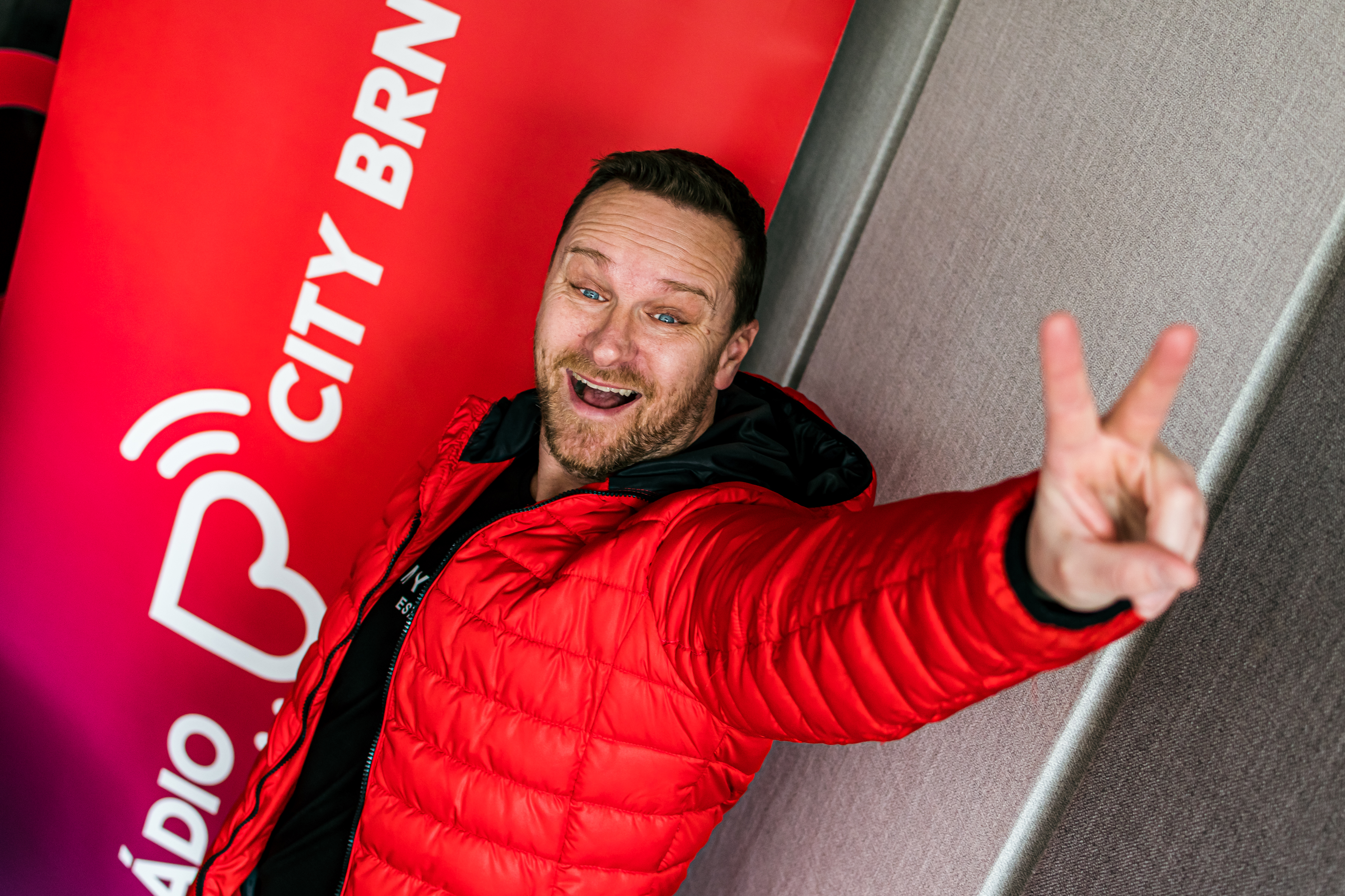 Moderátor & DJ v jednom