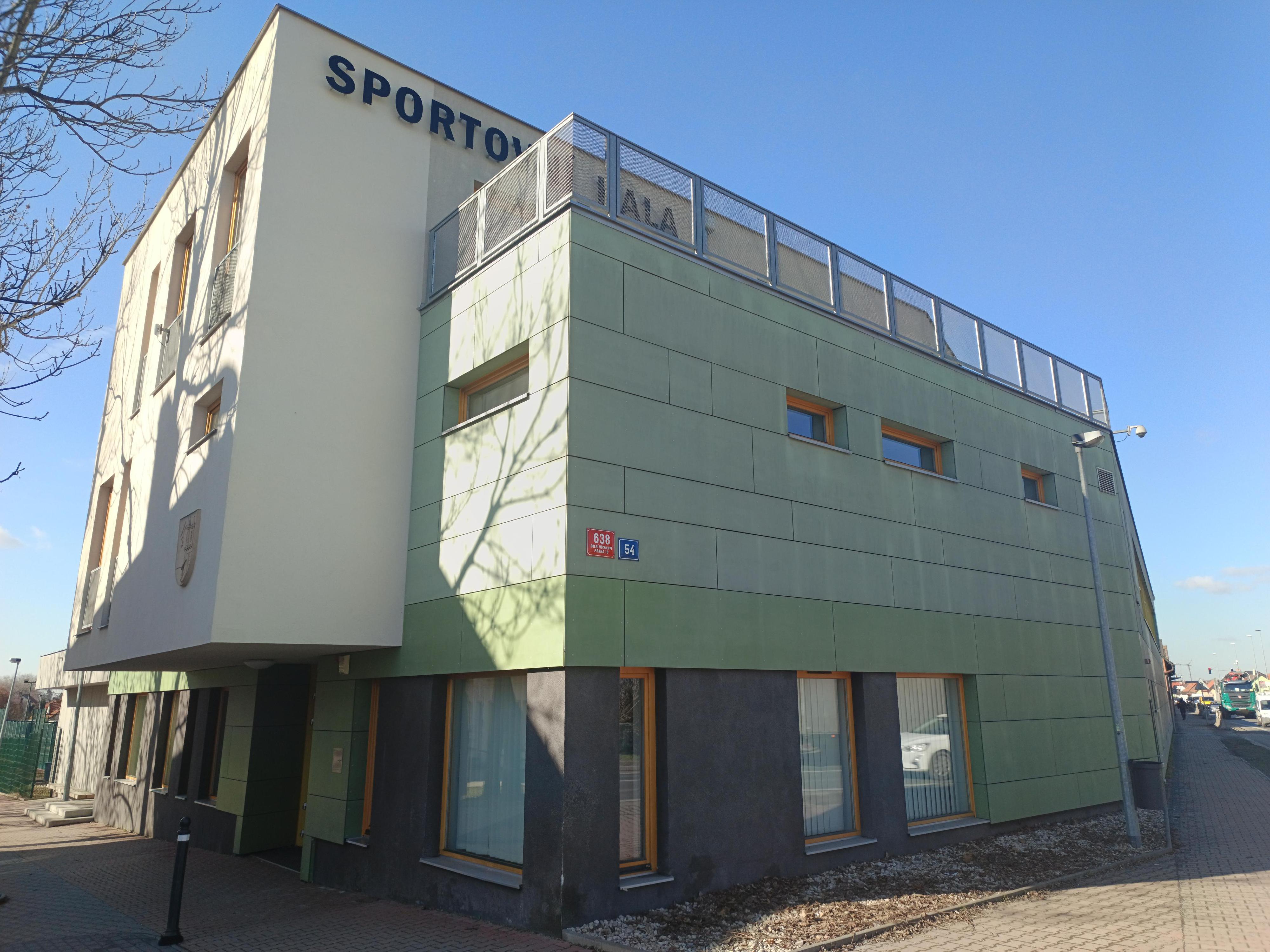 Víceúčelová sportovní hala Dolní Měcholupy foto 5