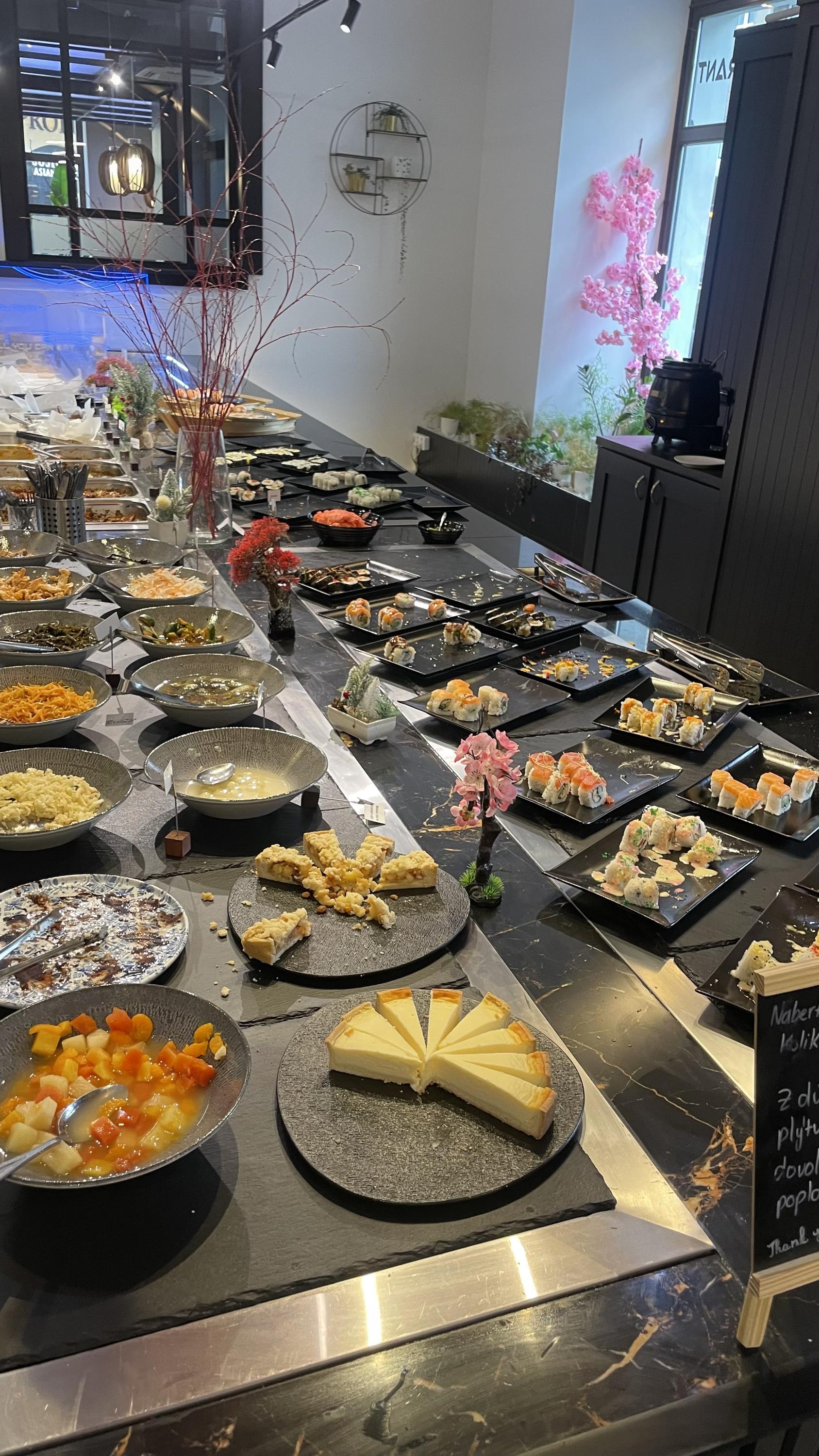 Nori Restaurant - Sushi & Wok foto 2