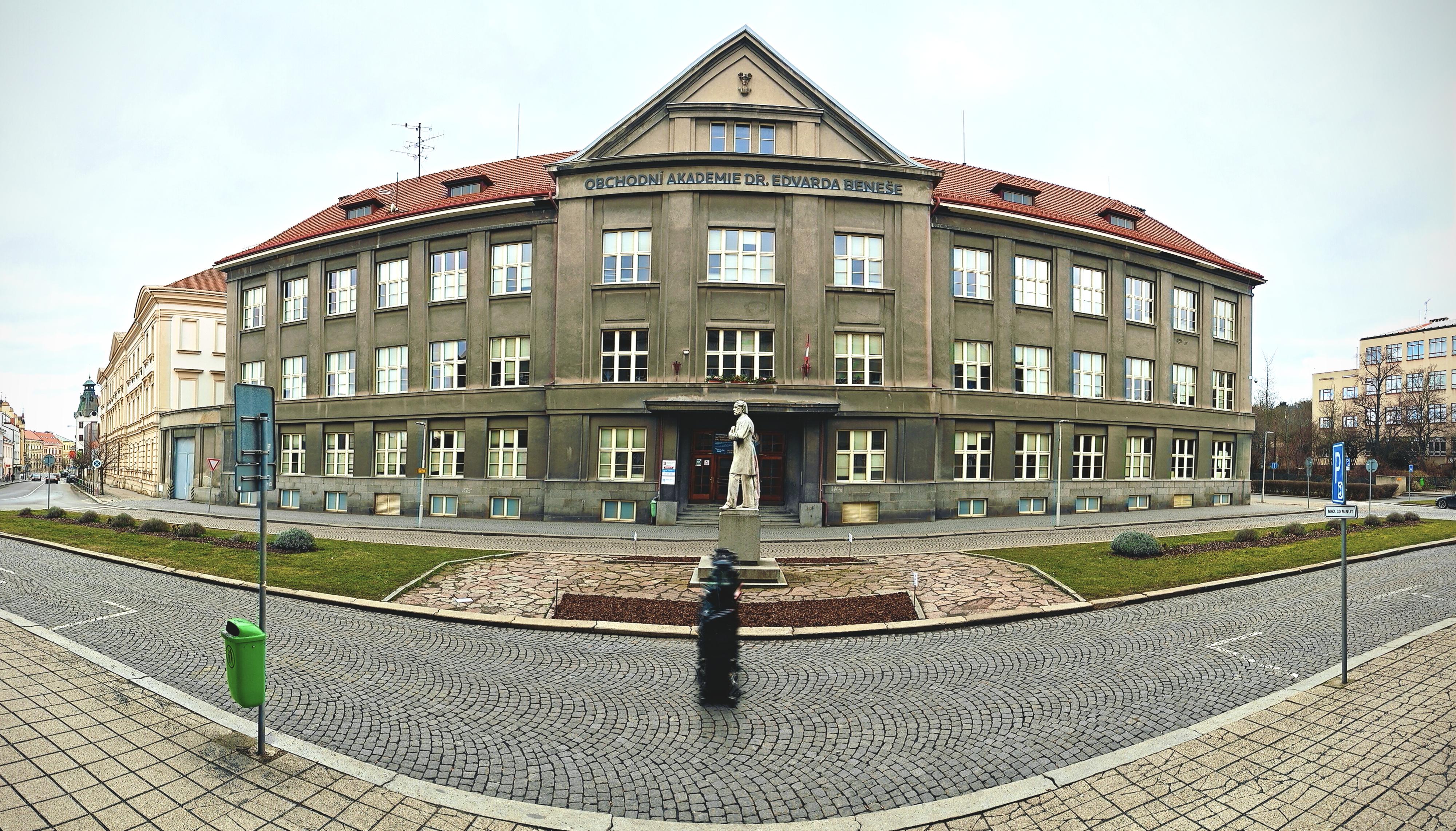 Obchodní akademie Dr. Edvarda Beneše Slaný foto 4