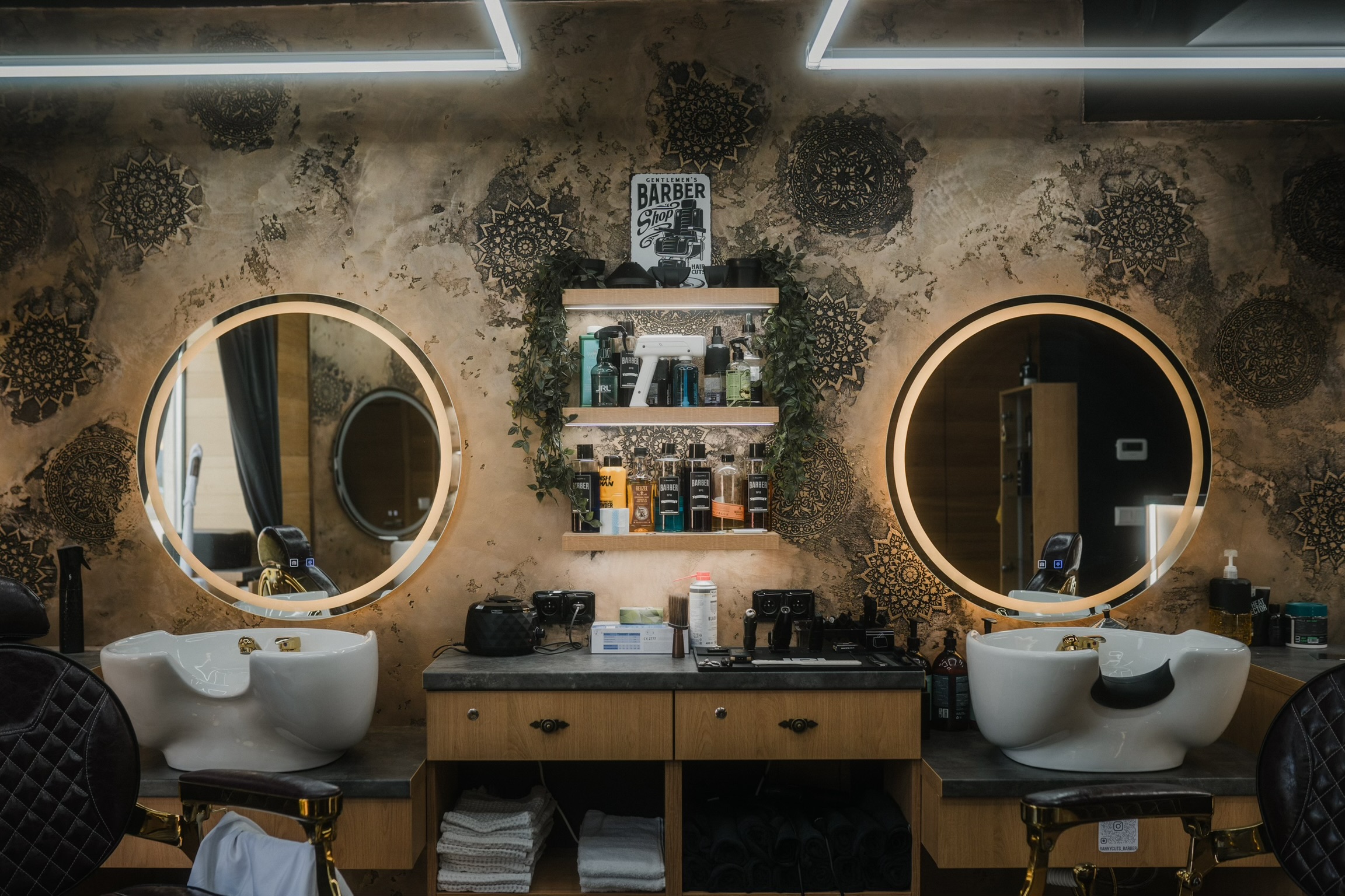 Ranny cuts barbershop foto 3