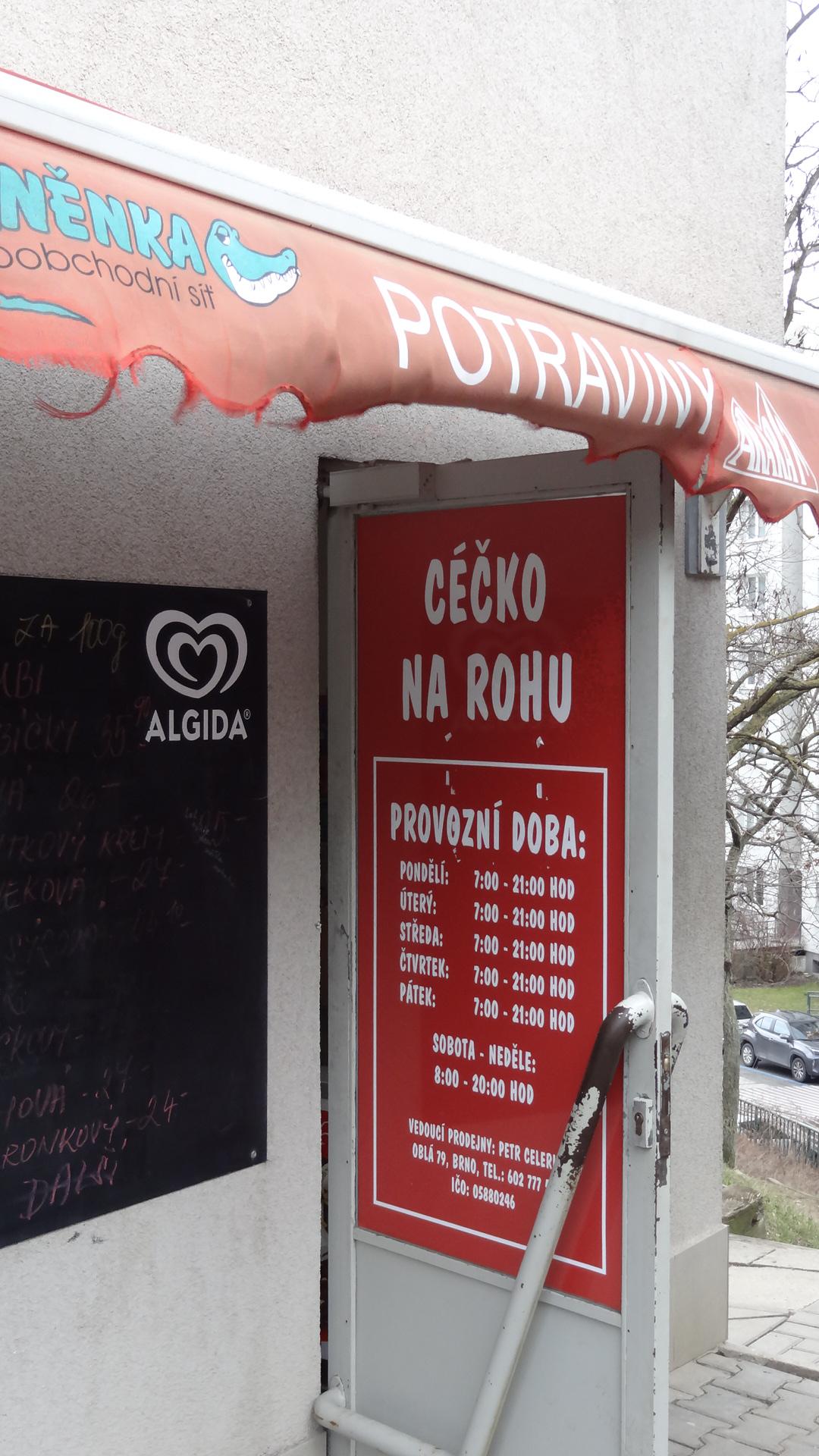 Céčko na rohu foto 3