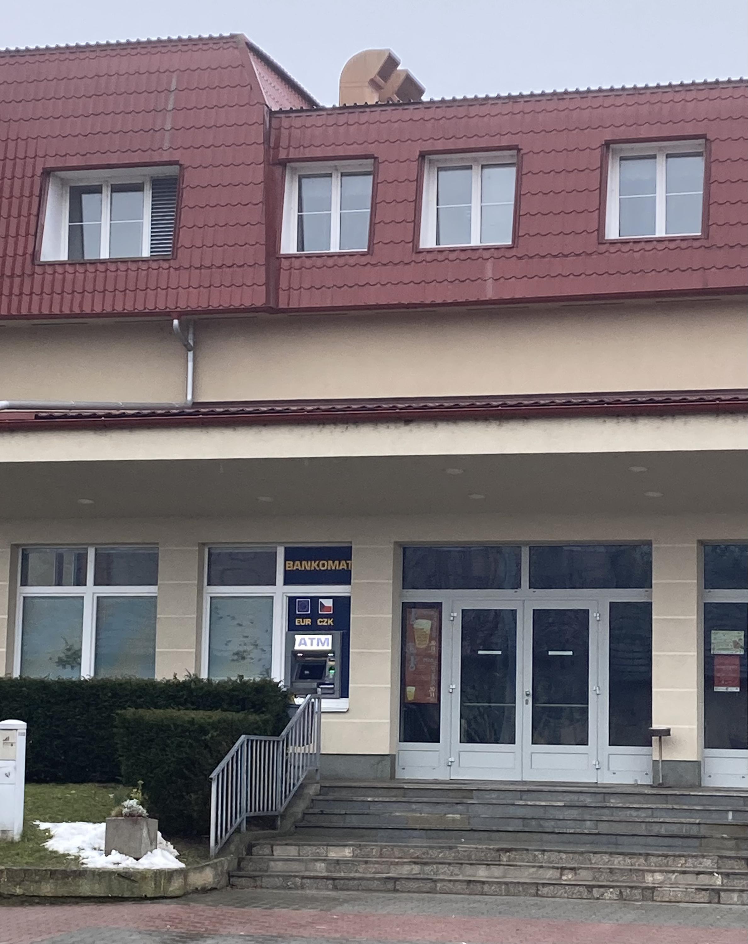 Obecní kulturní dům Svatobořice-Mistřín foto 2