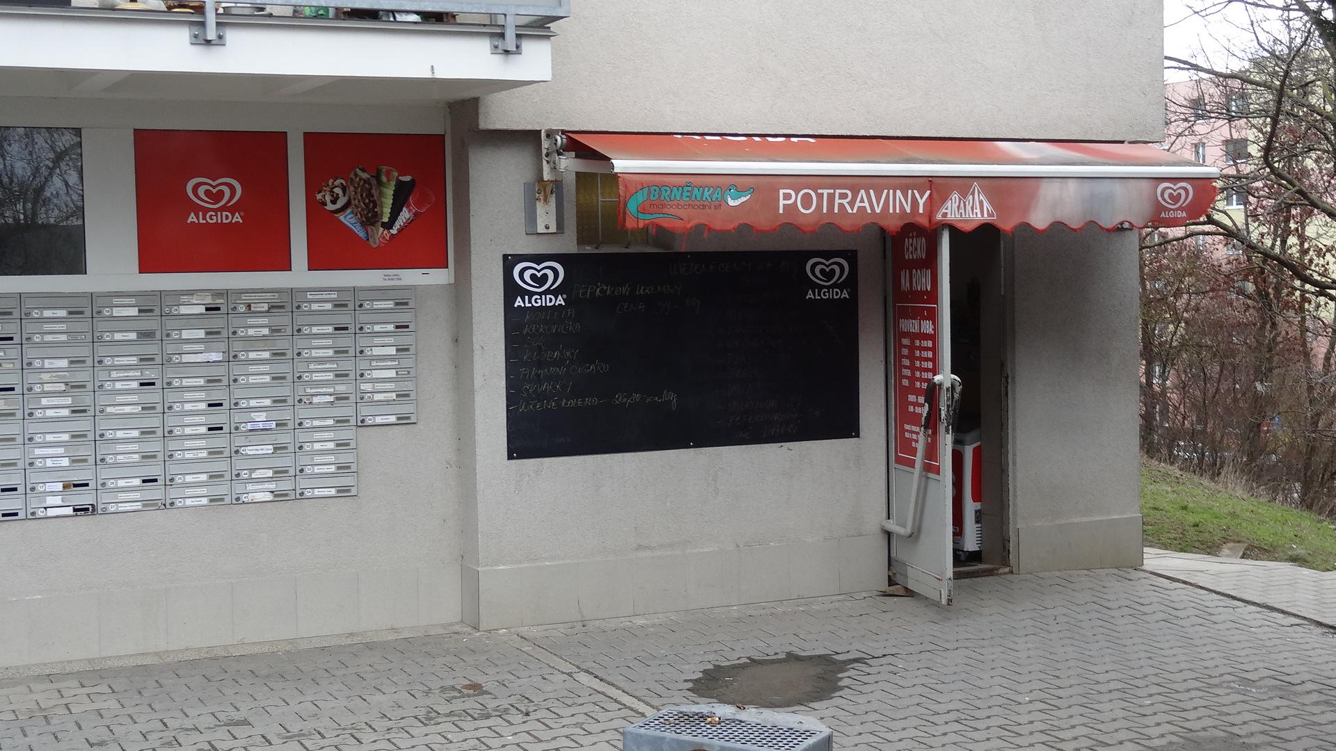 Céčko na rohu foto 2