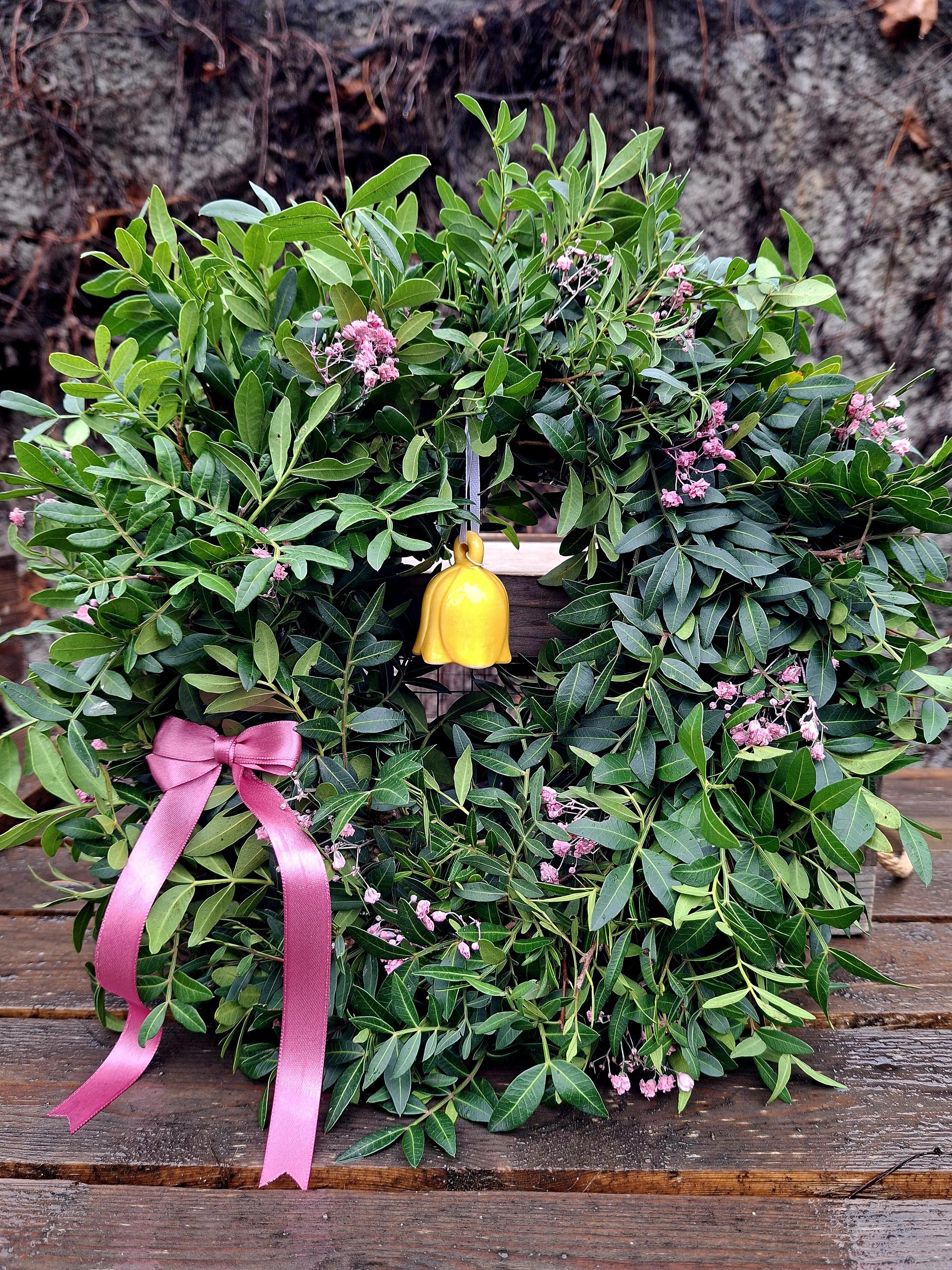 Květinový stánek na Bulovce foto 2