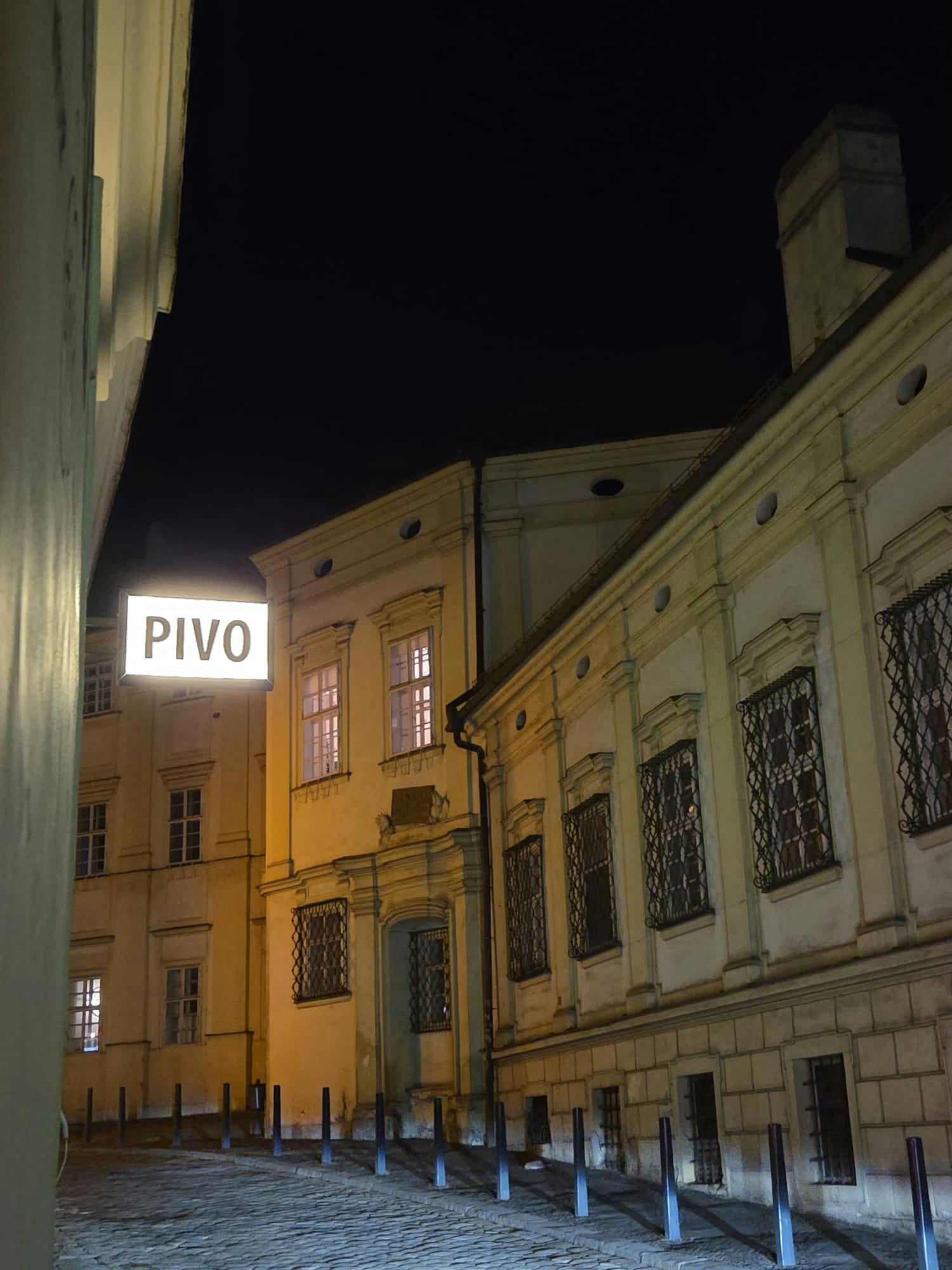 t PUUB, pivovarský výčep THRILLS brewery tap foto 6