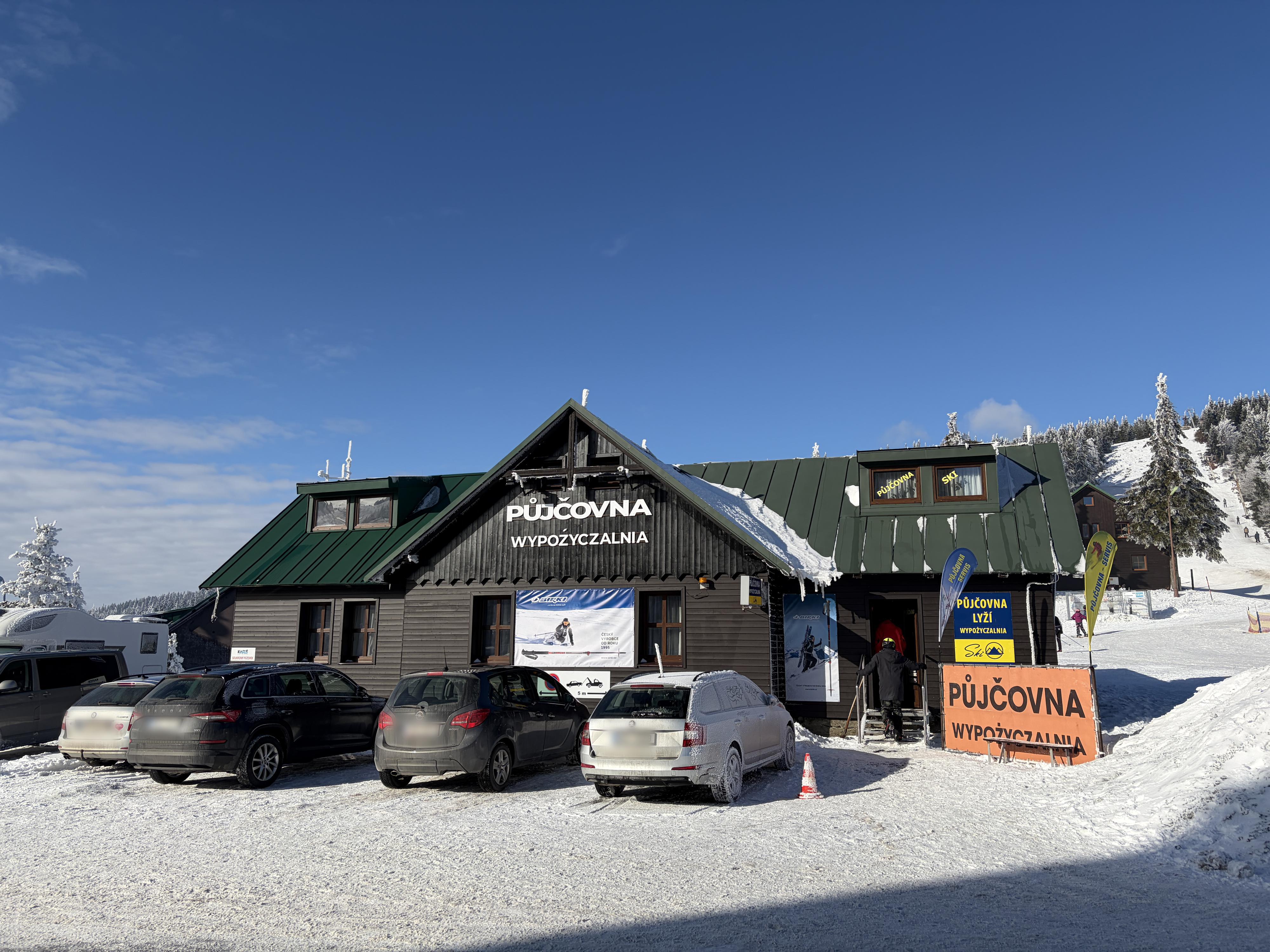 Půjčovna lyžařského a snowboardového vybavení - Iveta Formánková