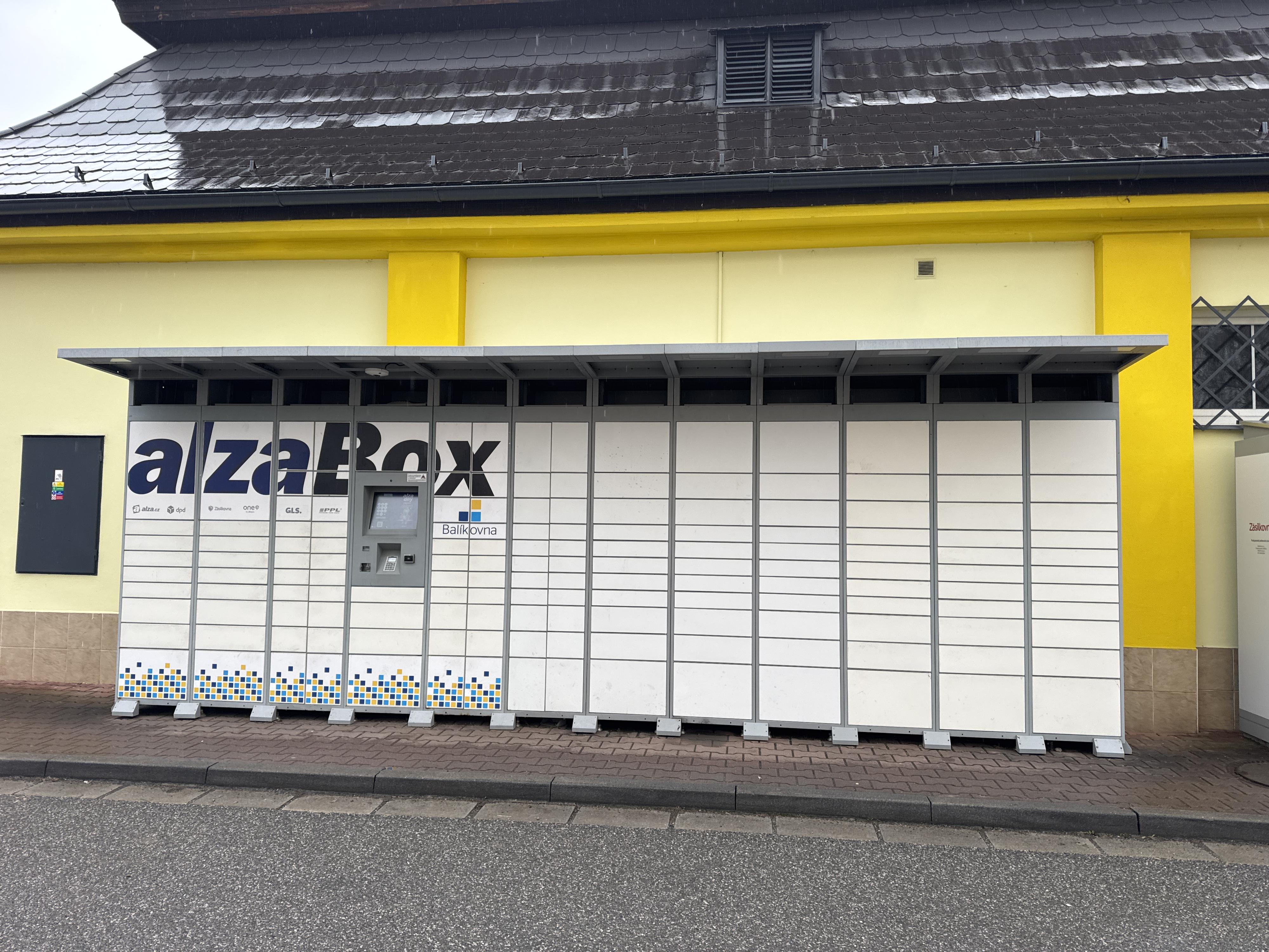 AlzaBox