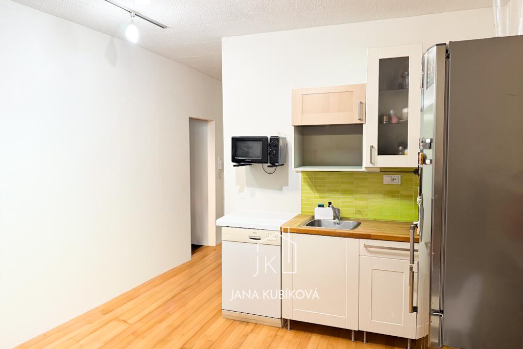 Atraktivní byt 2+kk se dvěma lodžiemi v Brně