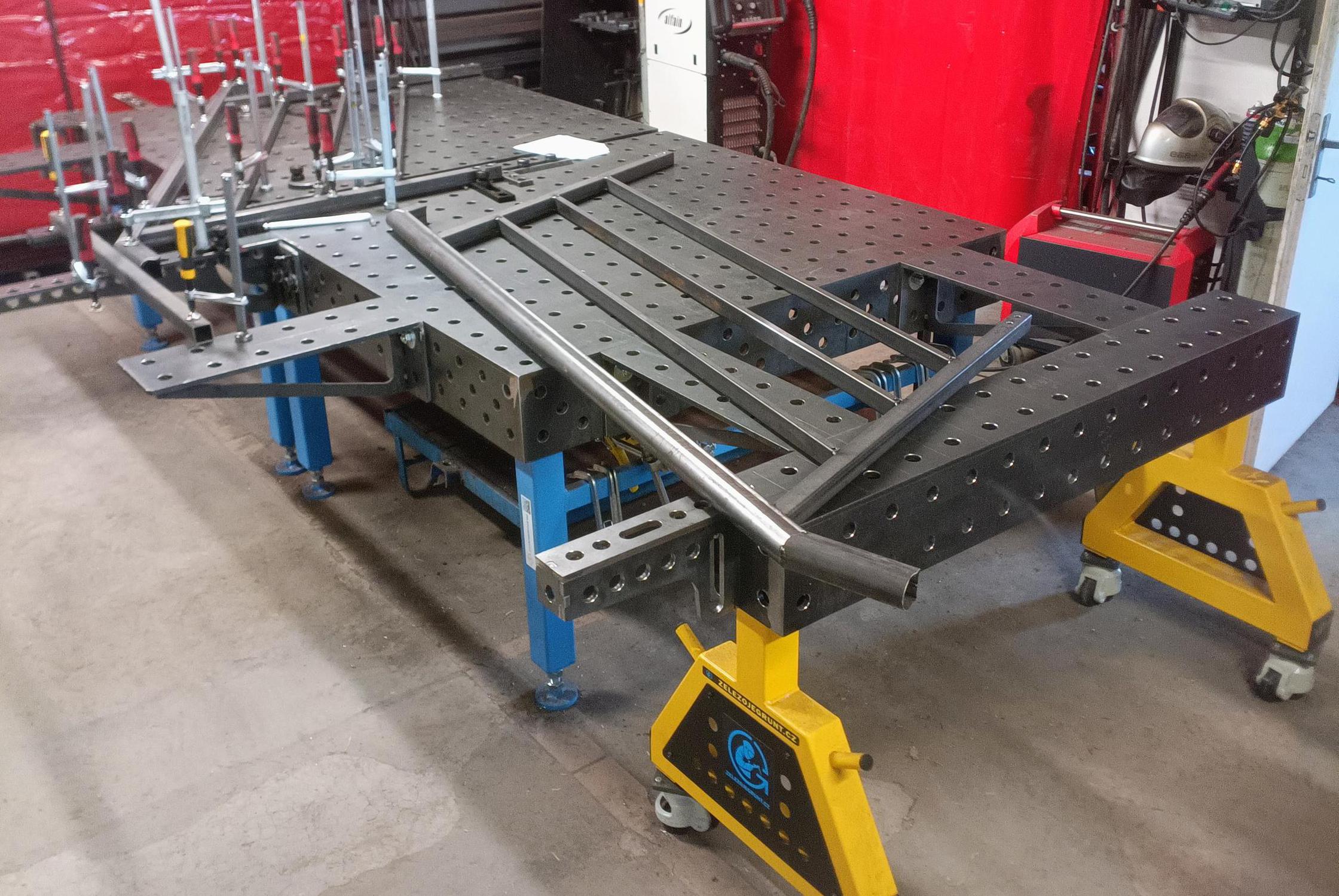 Modulární Svářecí Stoly  - ZELEZOJEGRUNT.CZ