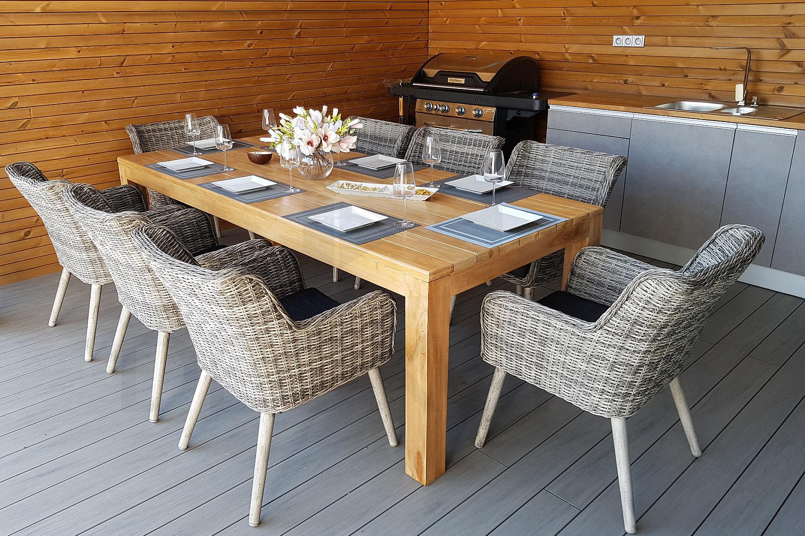 Sestava MONTE VICTORIA 240 z umělého ratanu