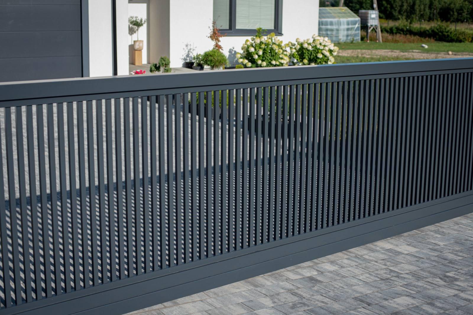 Aluredo s.r.o. - ploty a pergoly