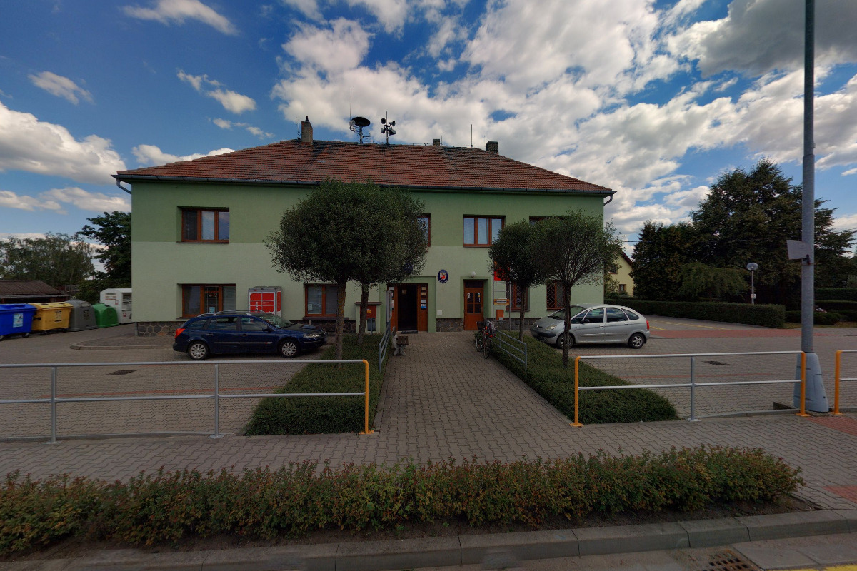 Dolní Ředice - obecní úřad foto 6