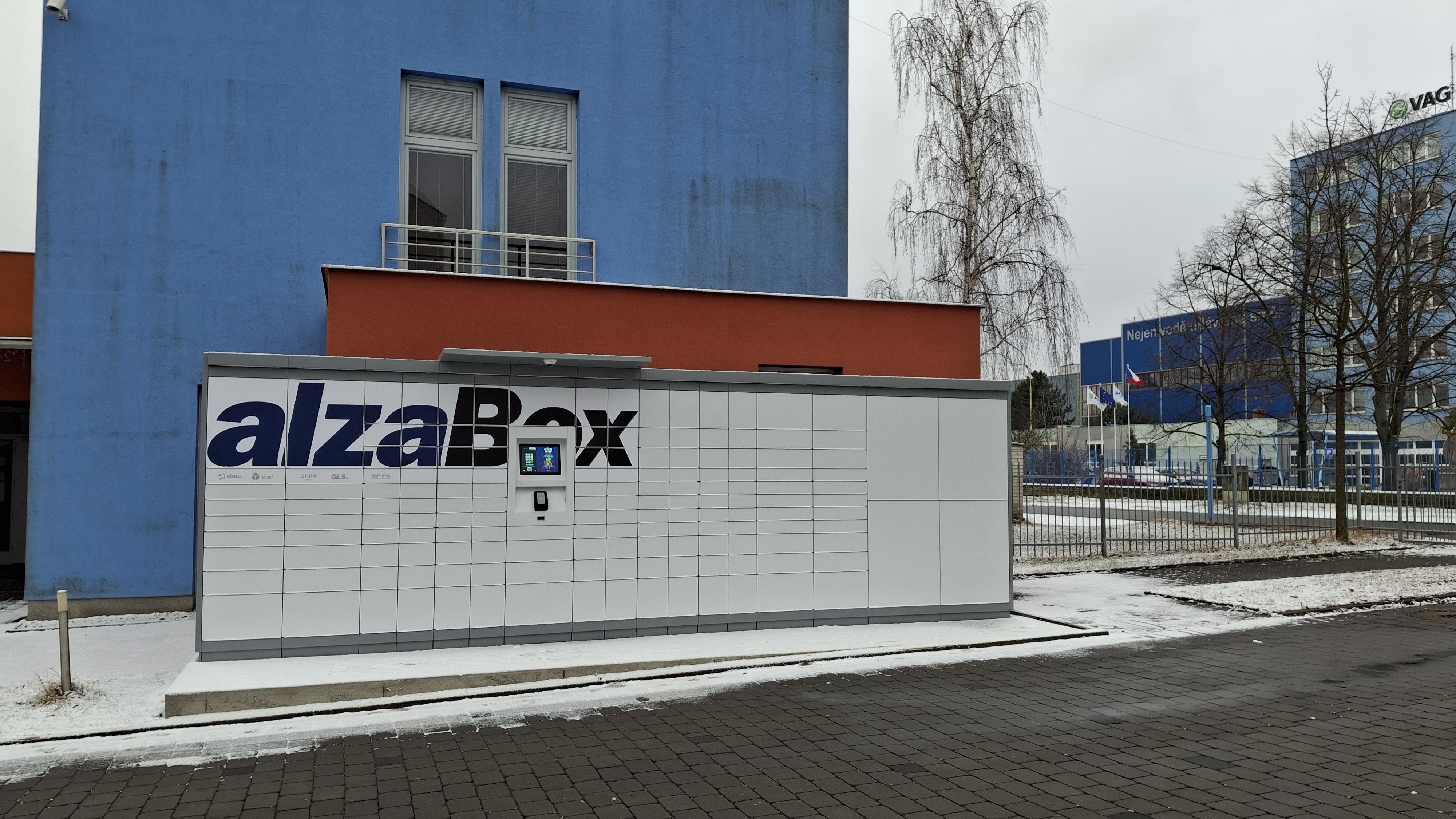 AlzaBox