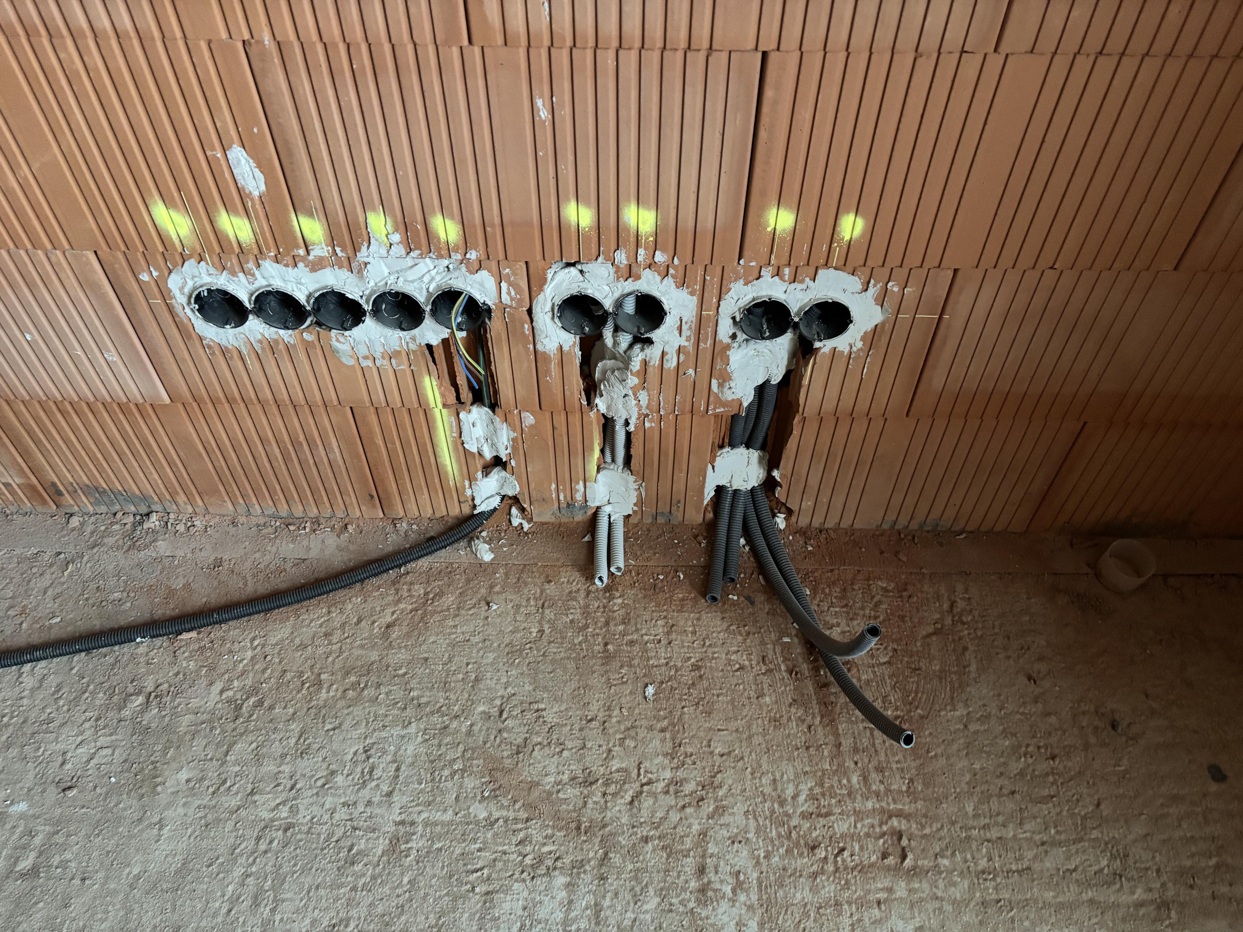 ELPROMONT Elektromontáže foto 2