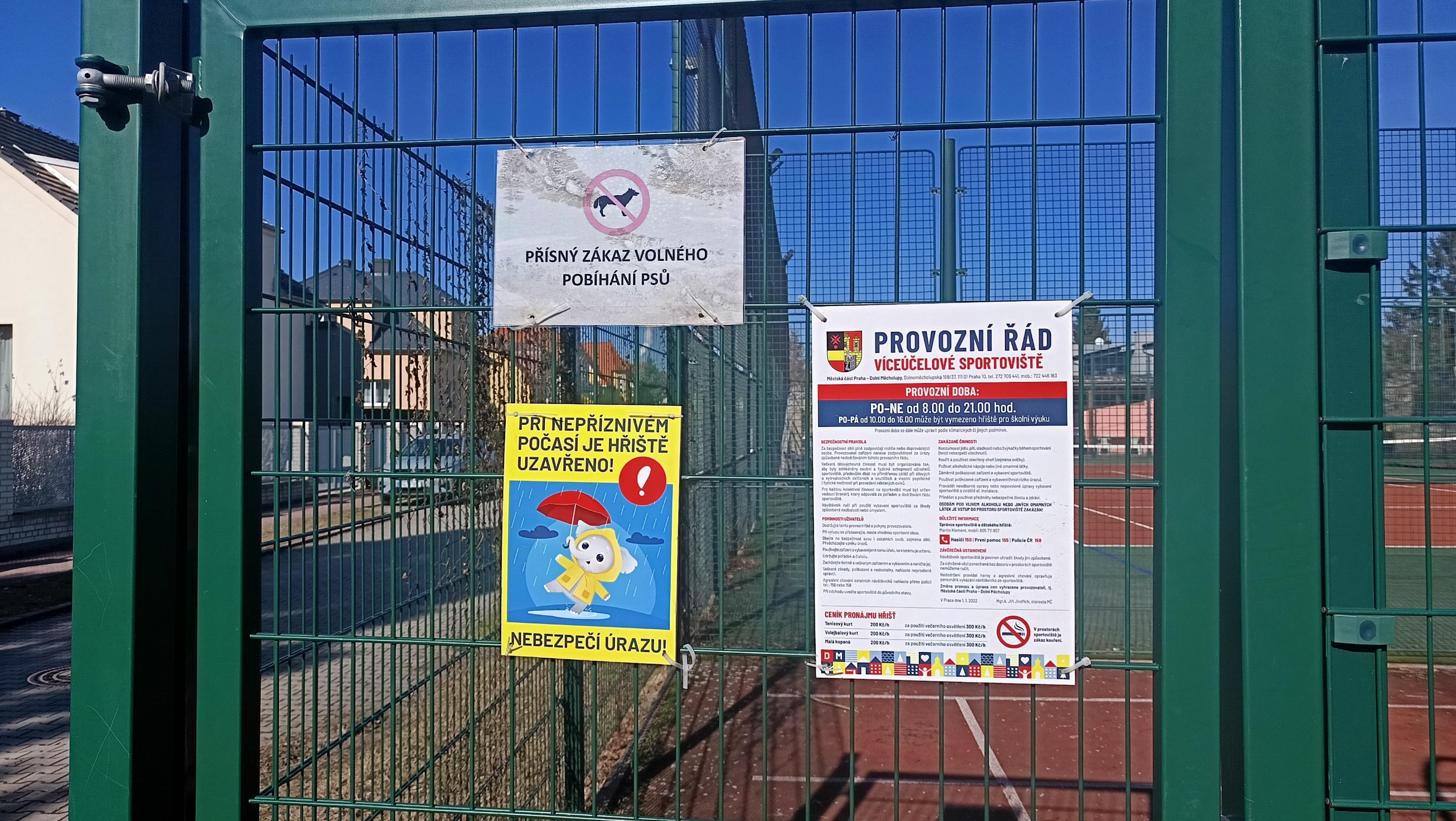 Venkovní víceúčelové hřiště Dolní Měcholupy foto 2