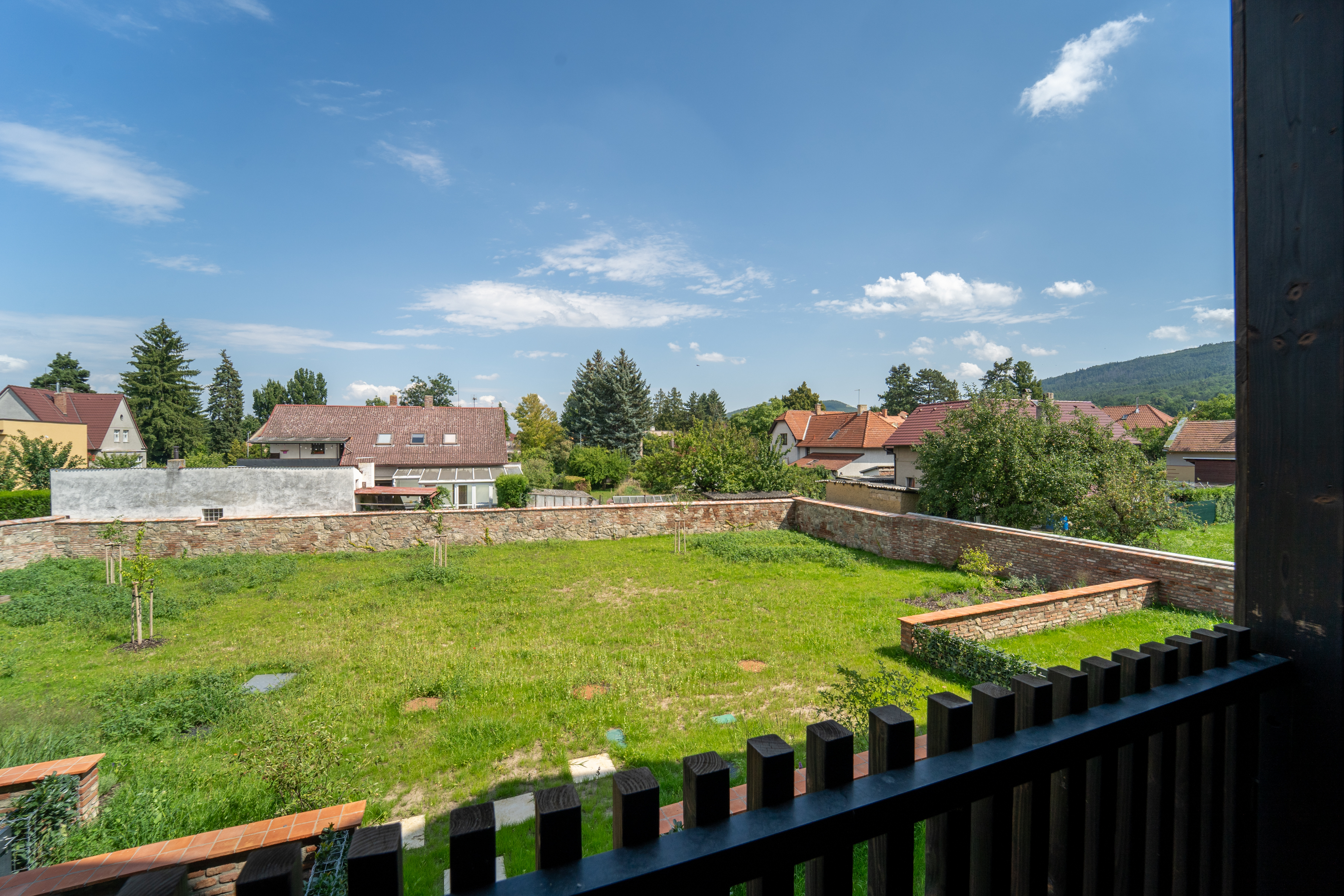 Pronajímáme domy, byty, komerční prostory